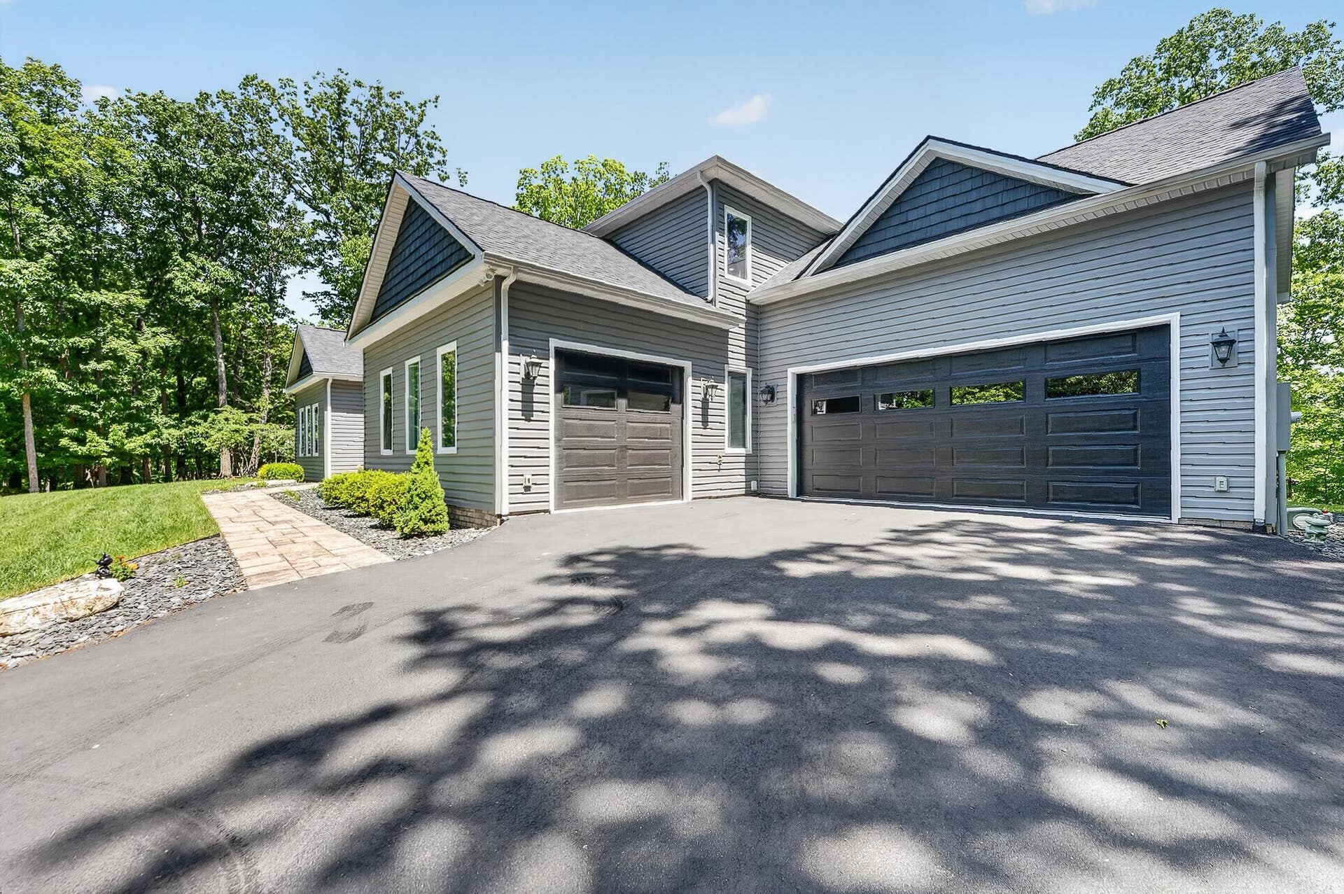 500 QUAILWOOD Drive, Blacksburg, VA 24060