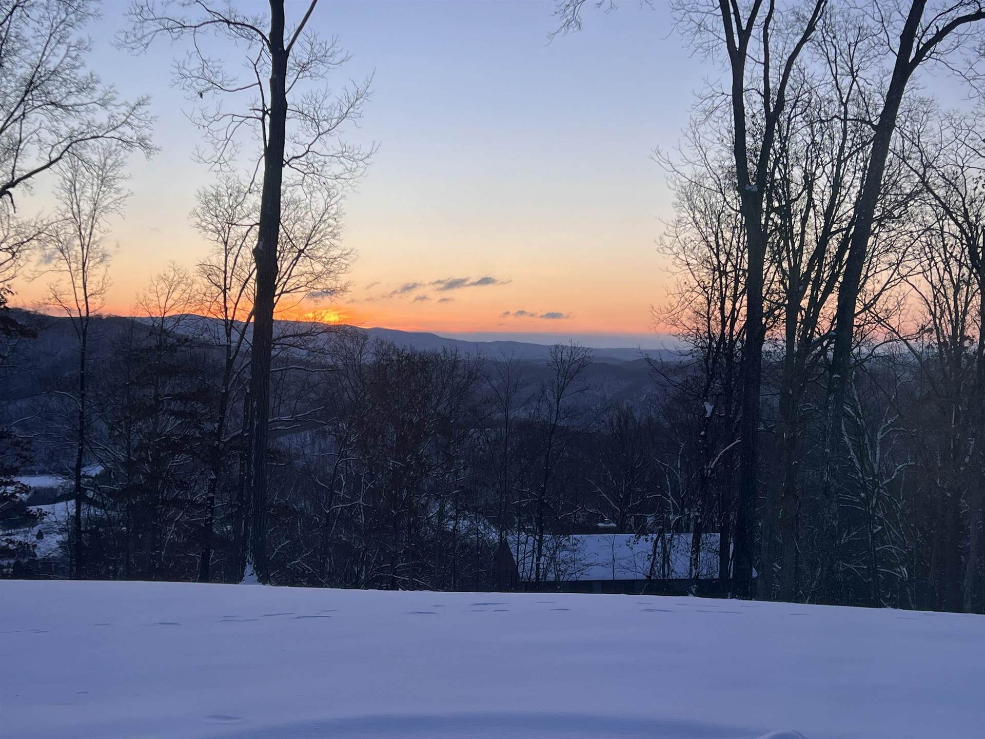 500 QUAILWOOD Drive, Blacksburg, VA 24060