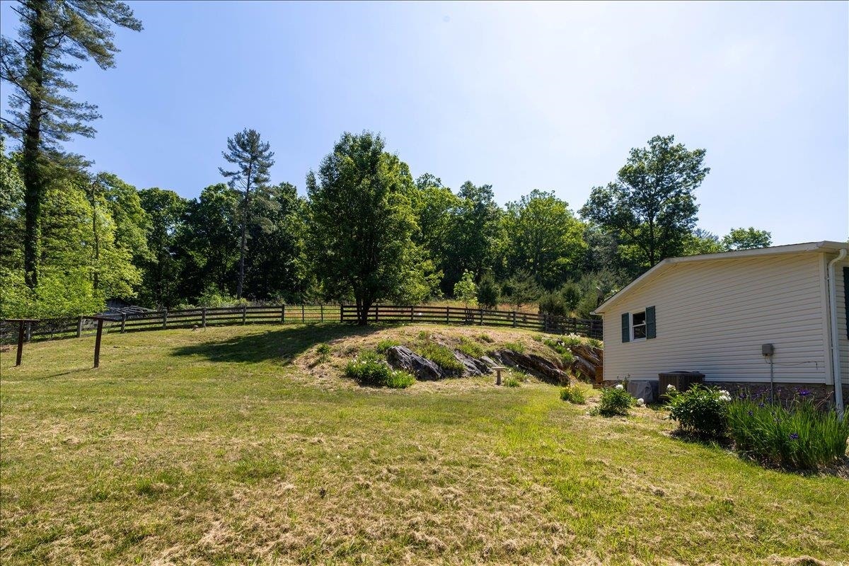 1353 Green Valley Road Road, Eggleston, VA 24086