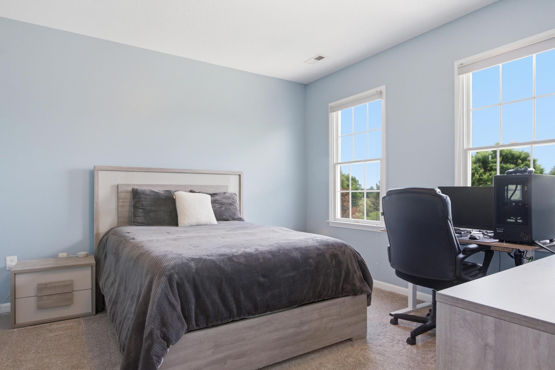 1302 VILLAGE Way, Blacksburg, VA 24060