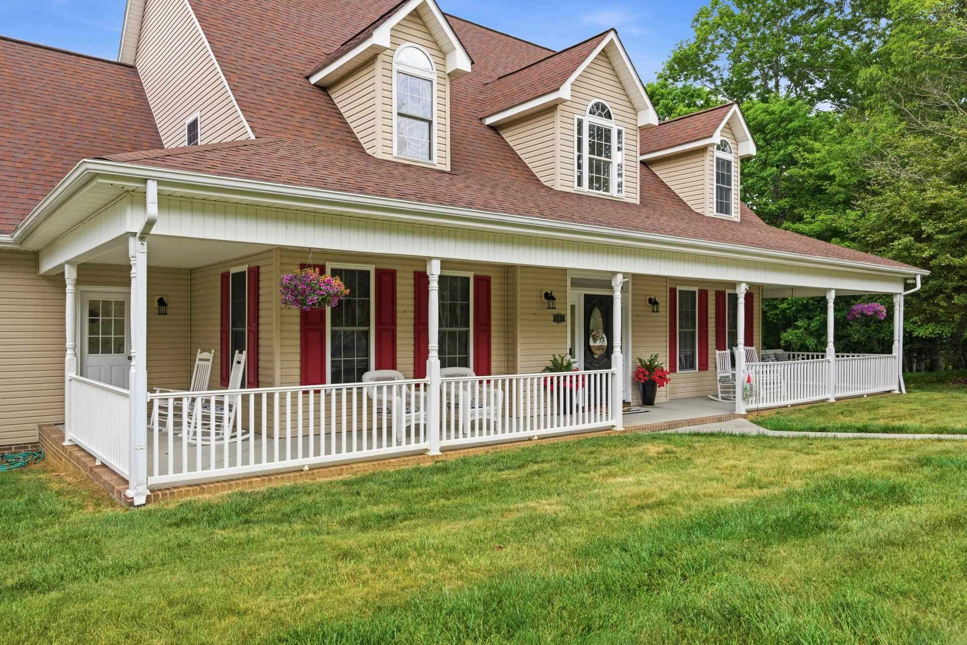 101 Darden Drive, Pearisburg, VA 24134