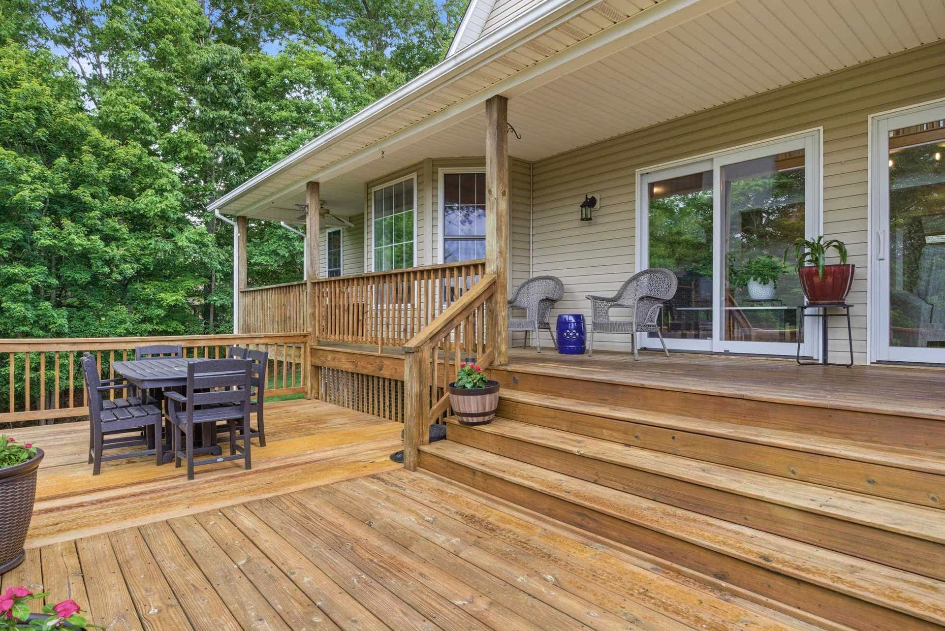 101 Darden Drive, Pearisburg, VA 24134