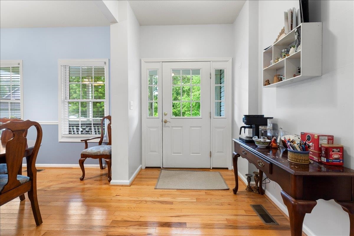 1020 Green Ridge Road, Christiansburg, VA 24073