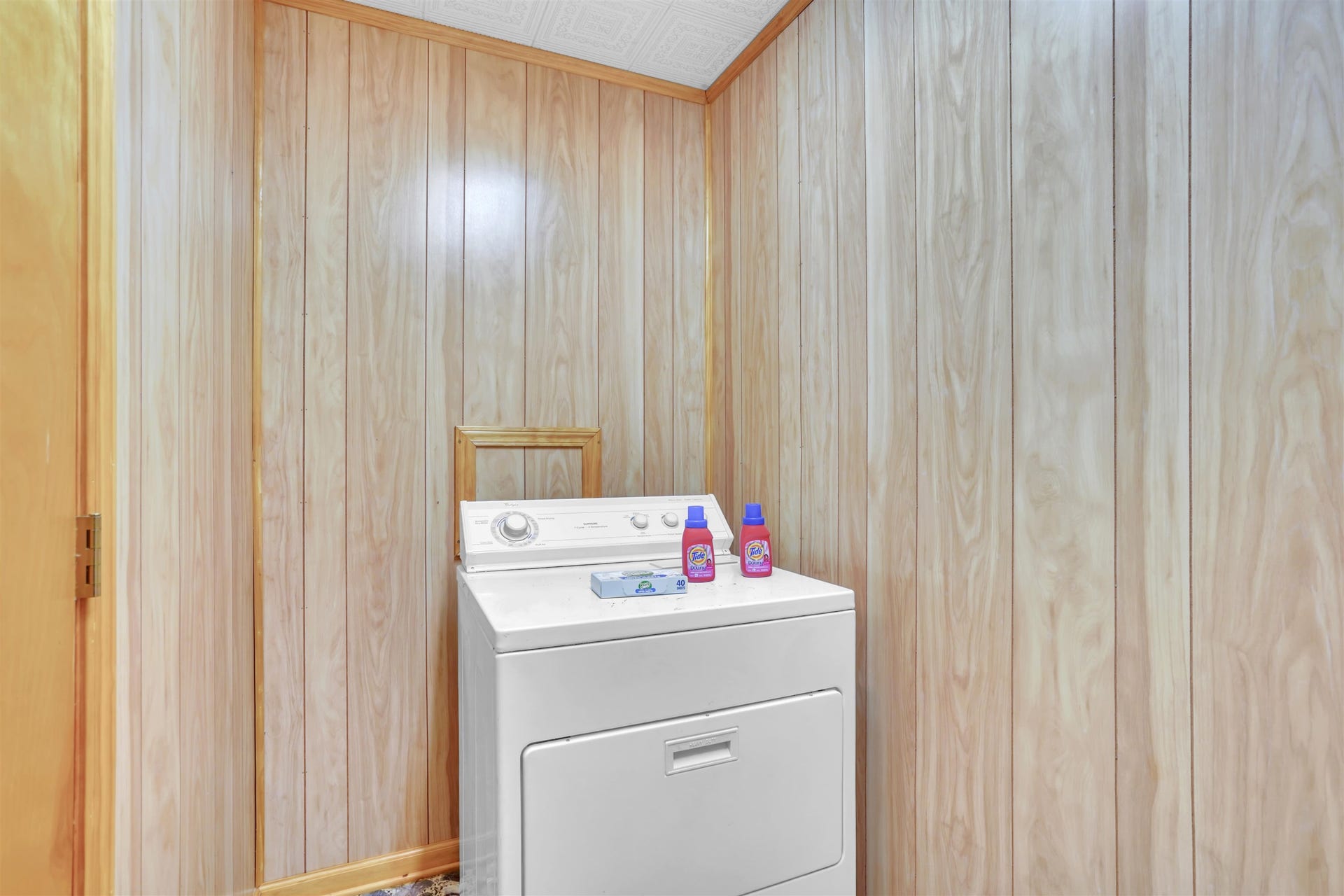 119 Mountain View Drive, Rich Creek, VA 24147