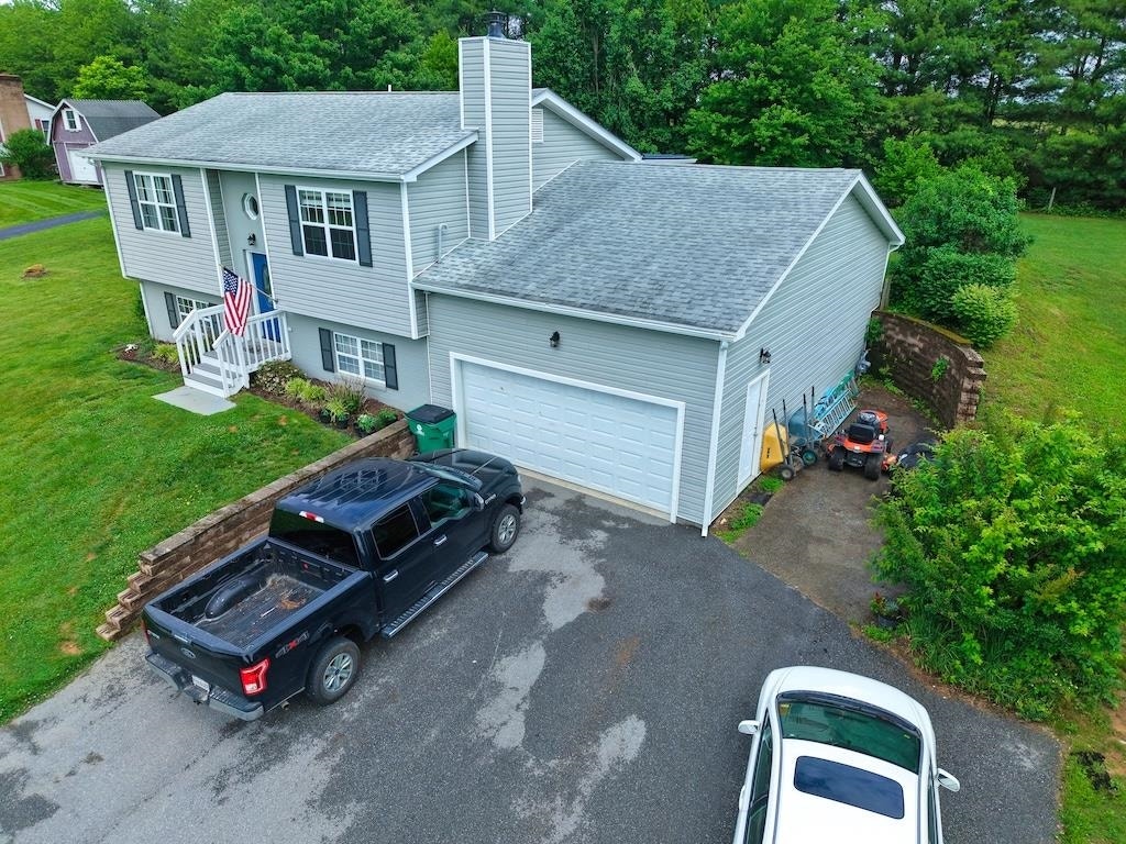 1460 West View Drive, Christiansburg, VA 24073