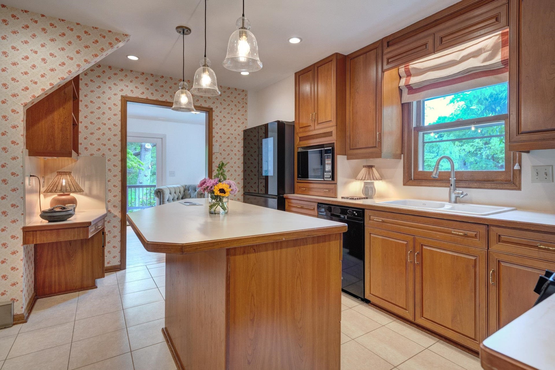 914 Mason Drive, Blacksburg, VA 24060
