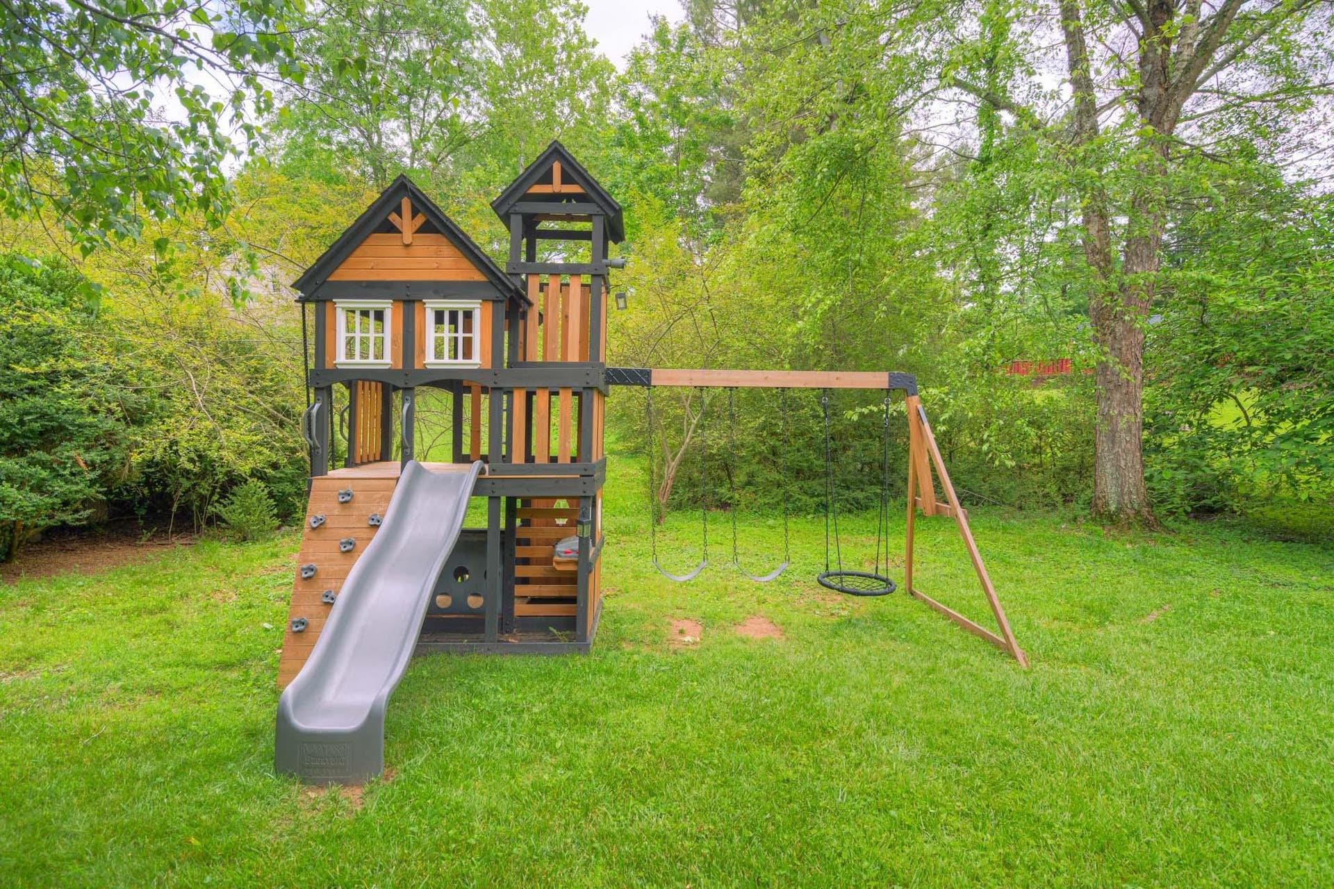 914 Mason Drive, Blacksburg, VA 24060