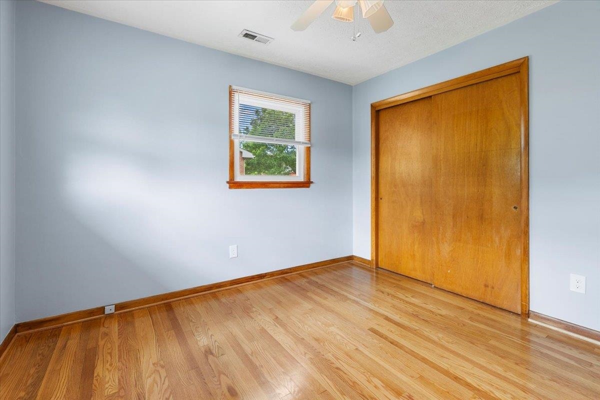 6016 Belspring Road, Fairlawn, VA 24141