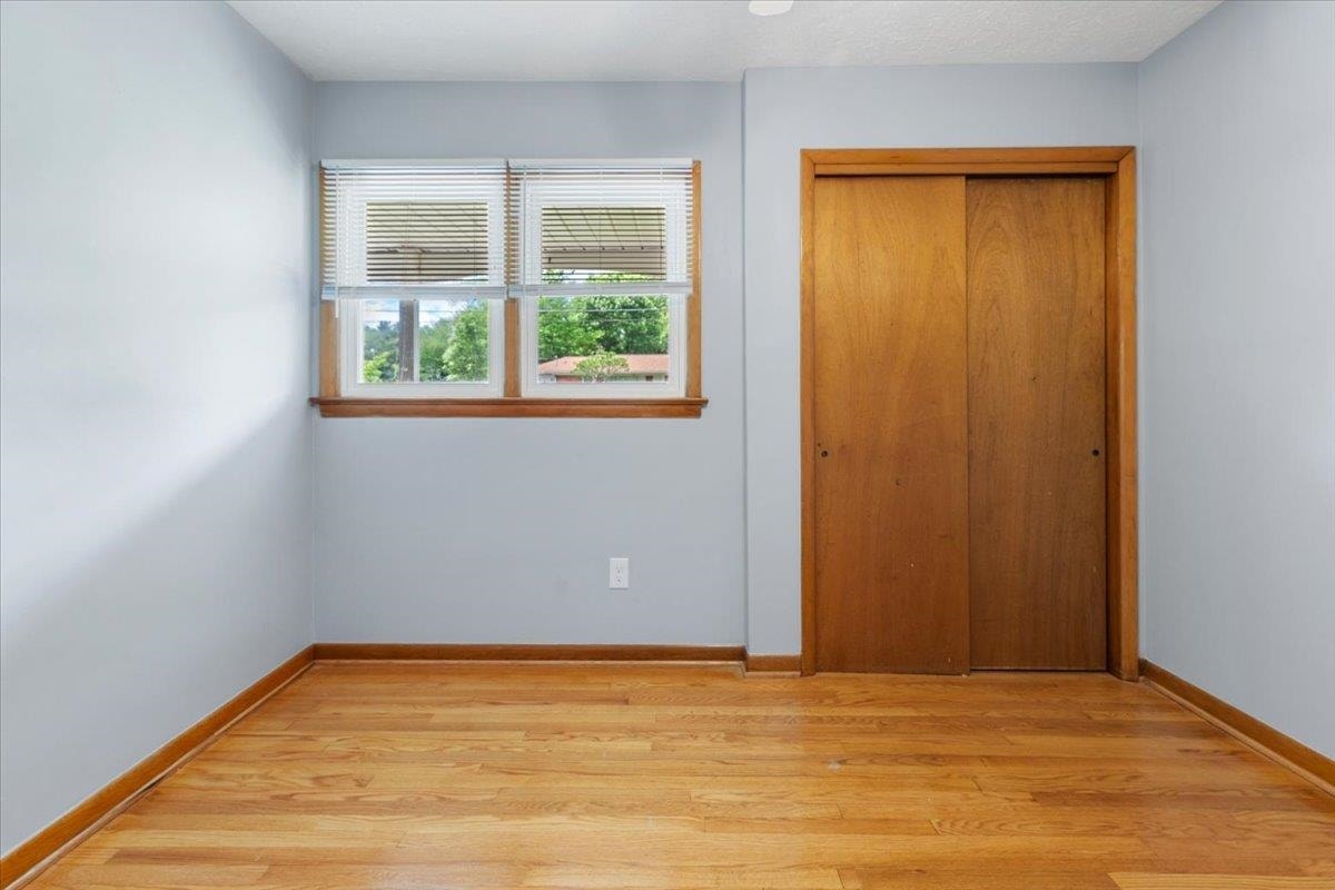 6016 Belspring Road, Fairlawn, VA 24141