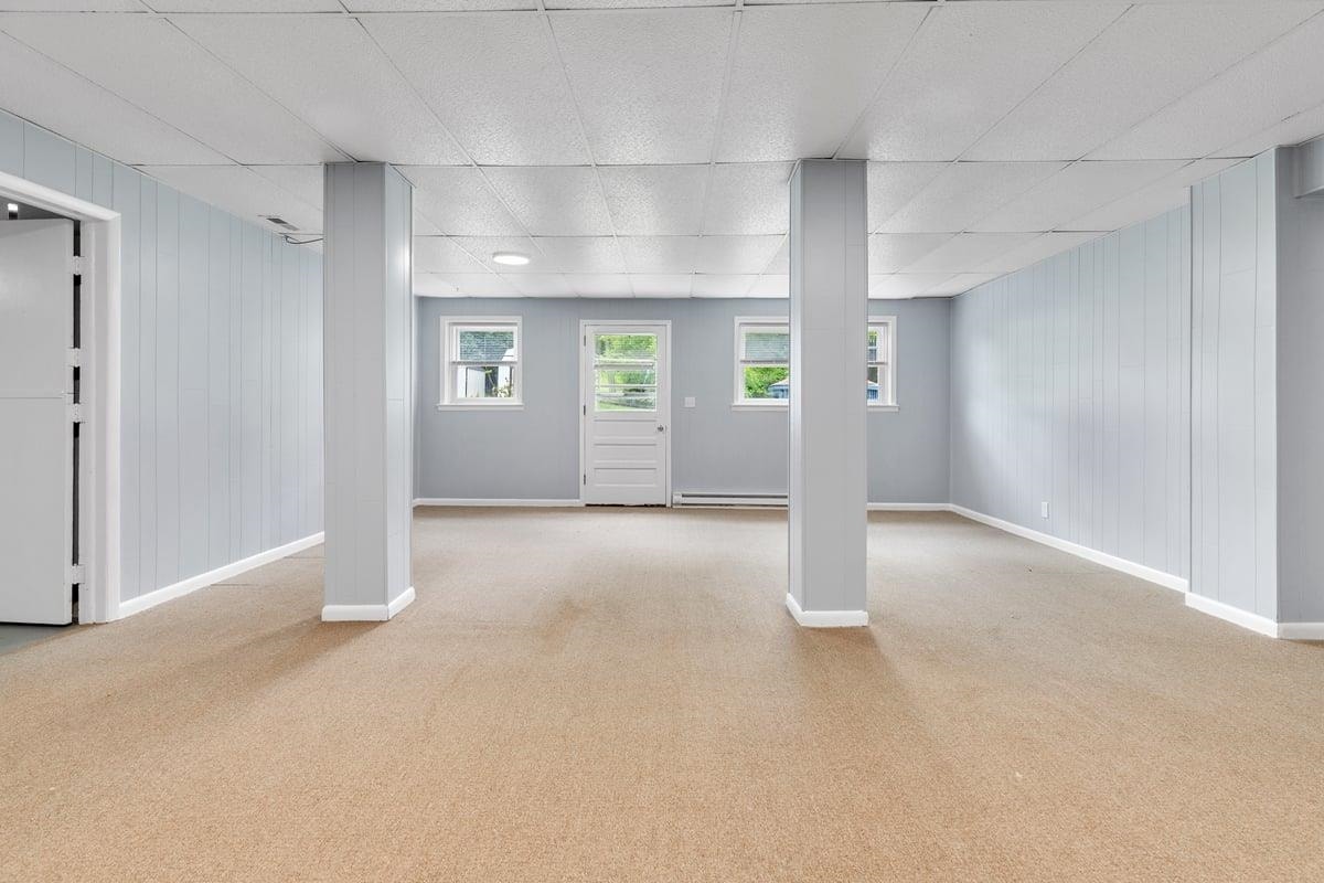 6016 Belspring Road, Fairlawn, VA 24141