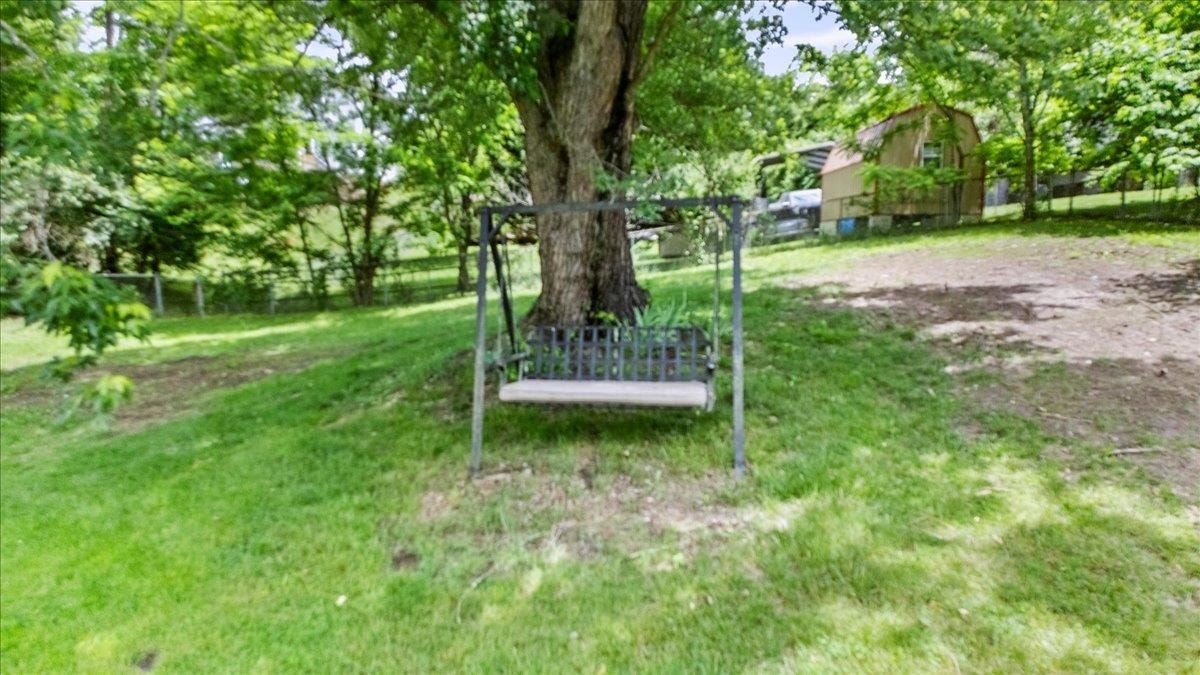 6016 Belspring Road, Fairlawn, VA 24141