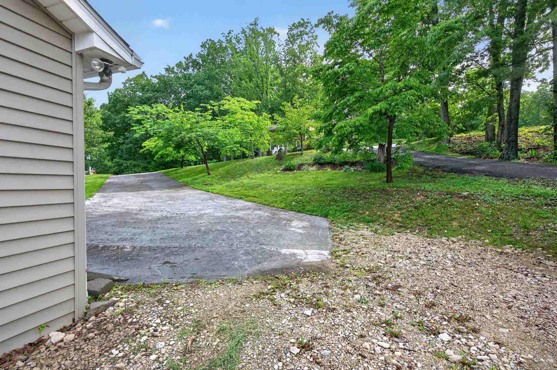 435 Tomahawk Drive, Christiansburg, VA 24073