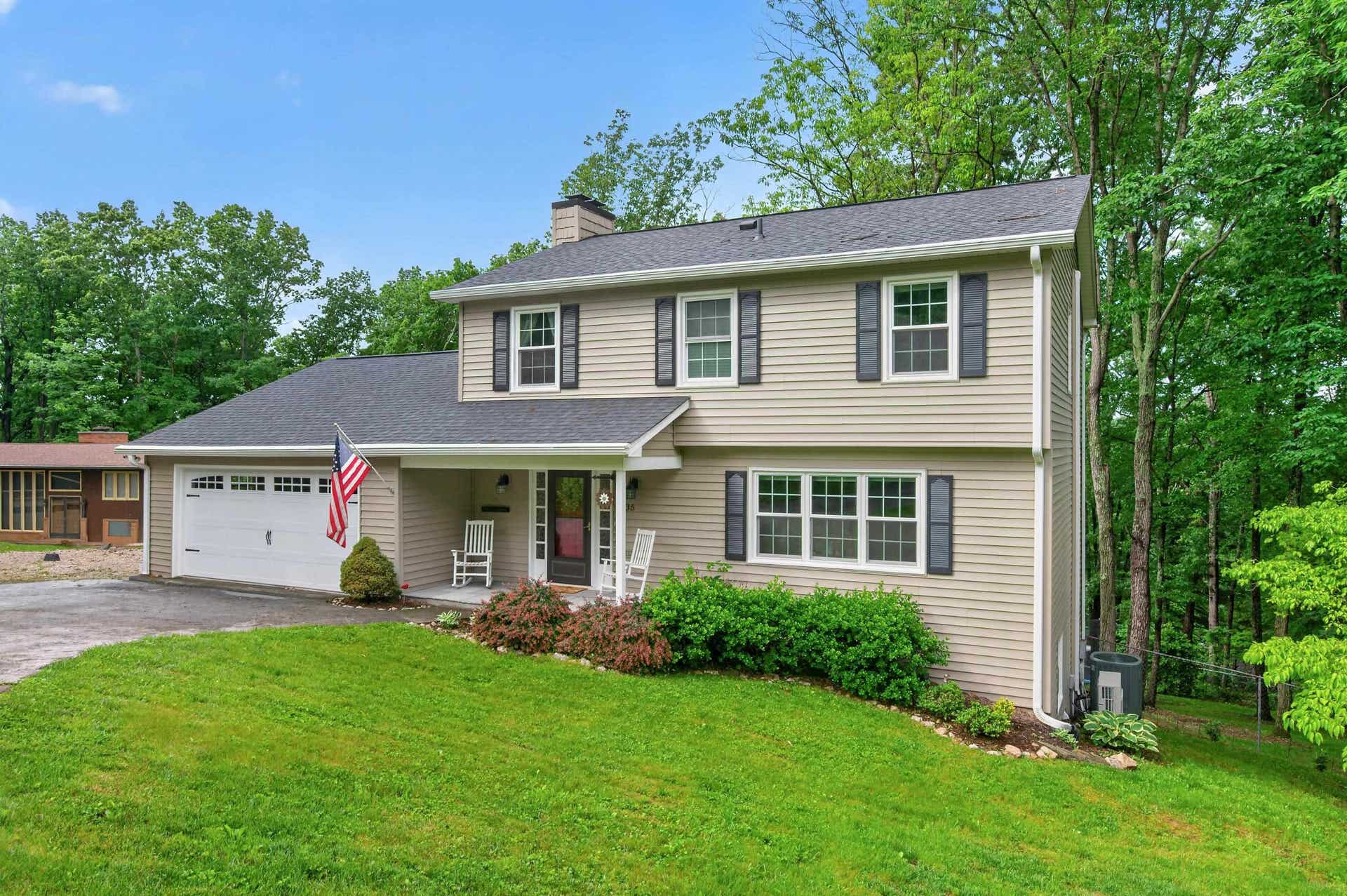 435 Tomahawk Drive, Christiansburg, VA 24073