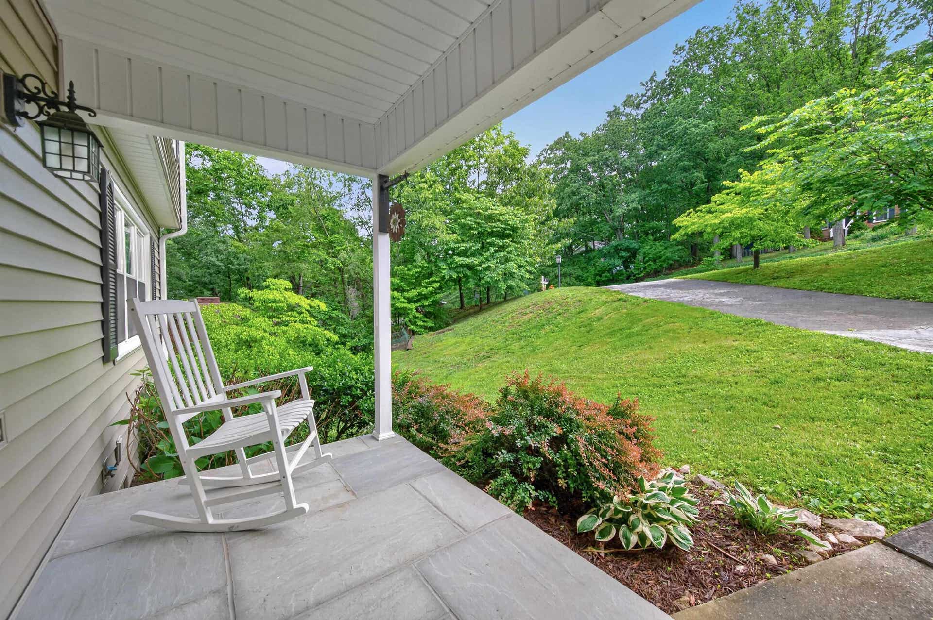 435 Tomahawk Drive, Christiansburg, VA 24073