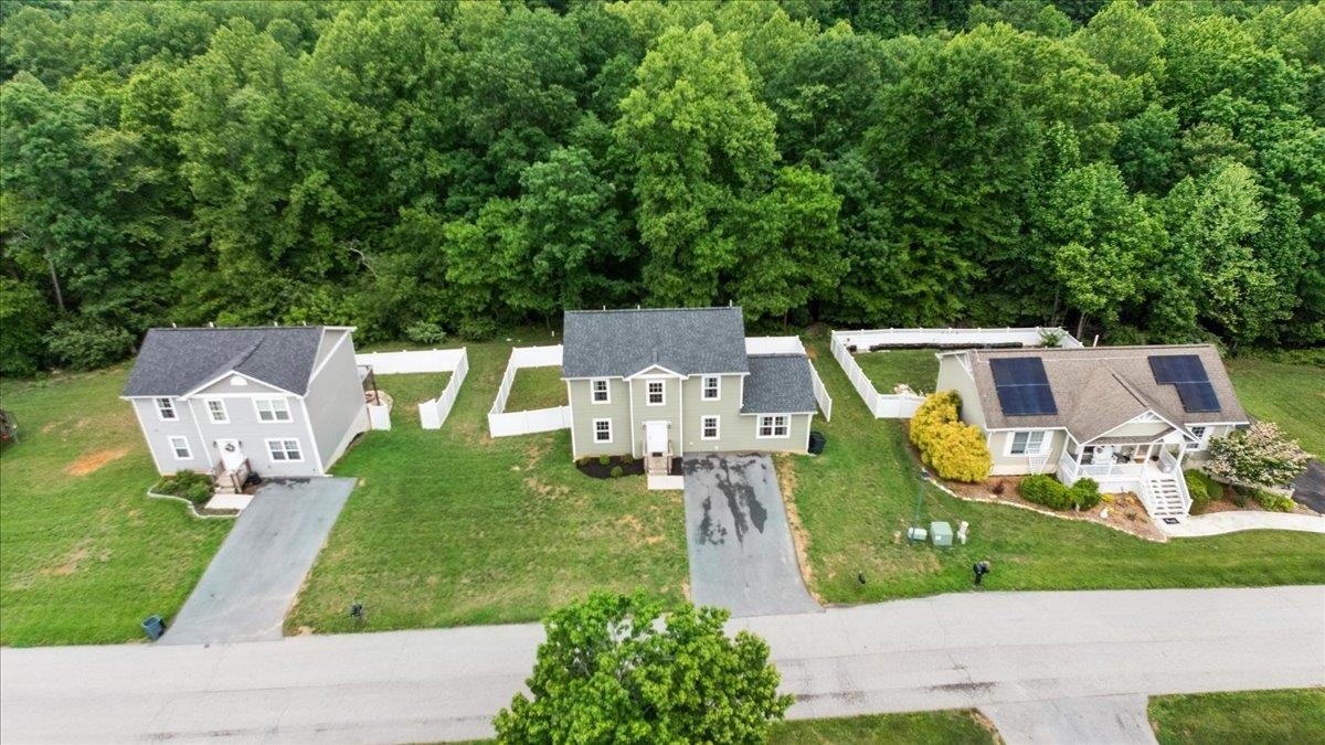 135 PRAIRIE VIEW Lane, Pembroke, VA 24136