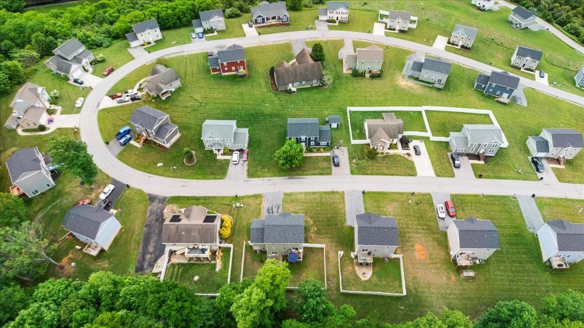 135 PRAIRIE VIEW Lane, Pembroke, VA 24136