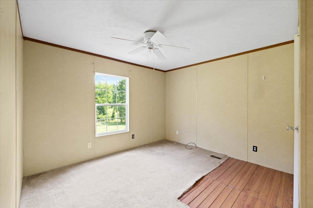 655 PEACHTREE Hill, Christiansburg, VA 24073