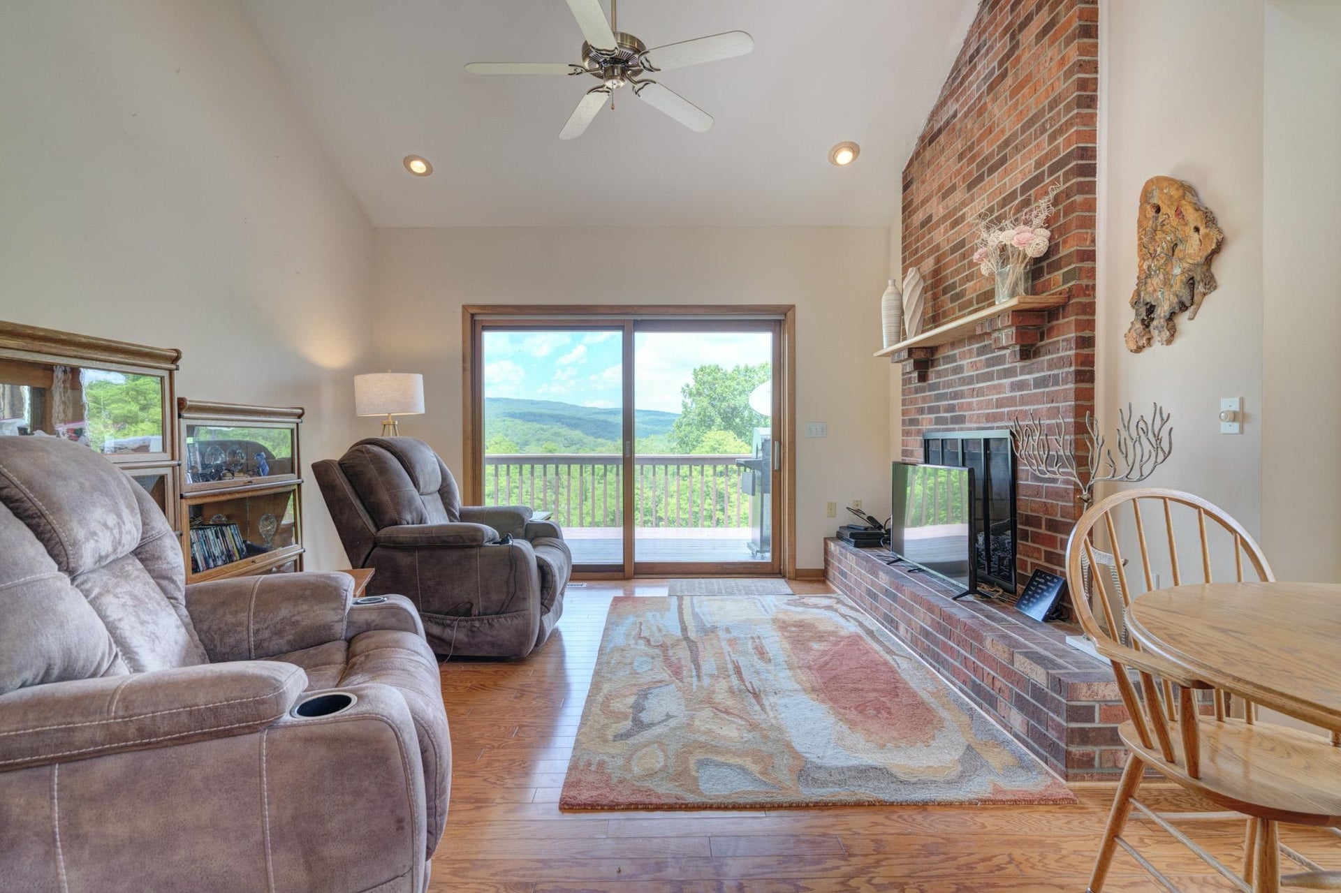 1000 Doe Run, Blacksburg, VA 24060