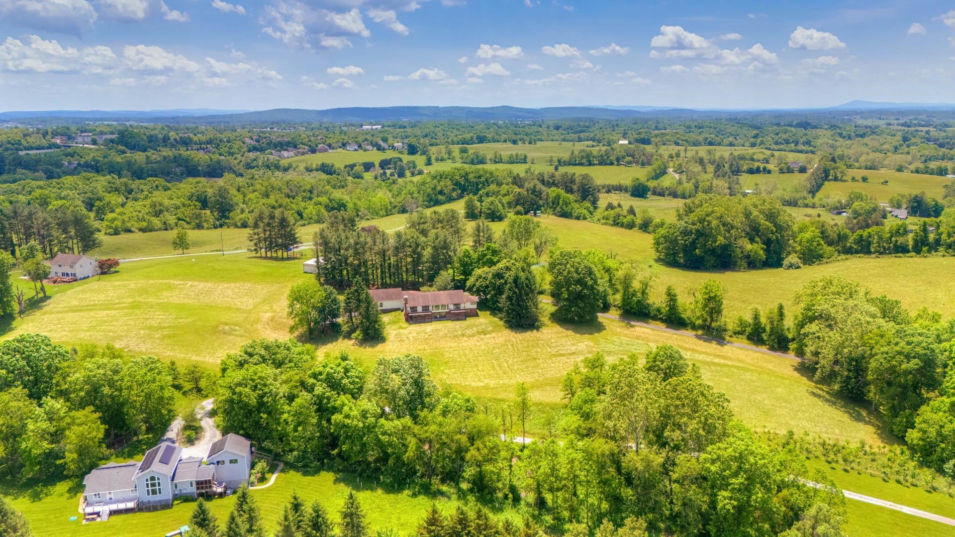1000 Doe Run, Blacksburg, VA 24060