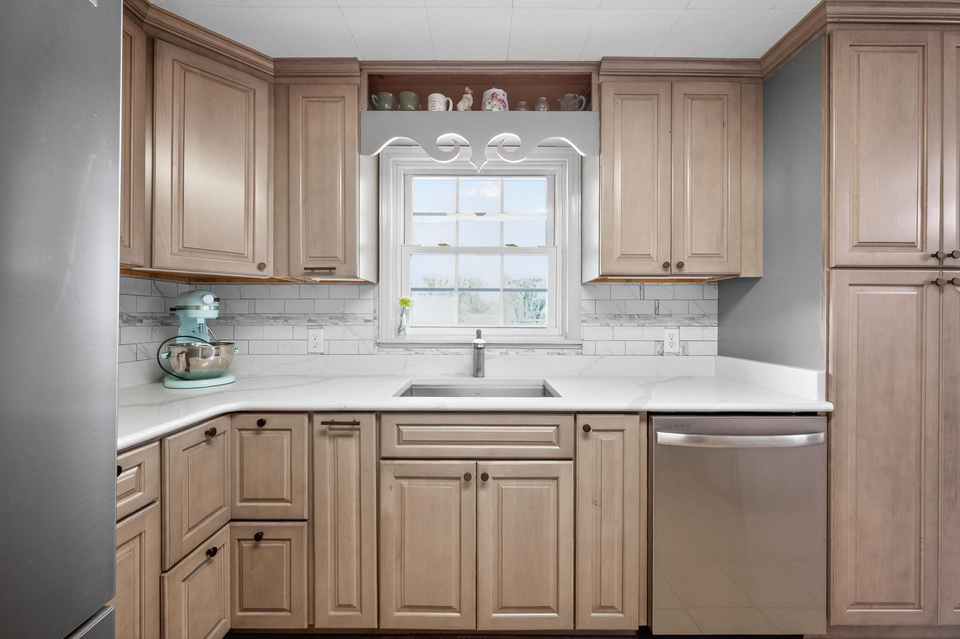 5000 LONG SHOP Road, Blacksburg, VA 24060