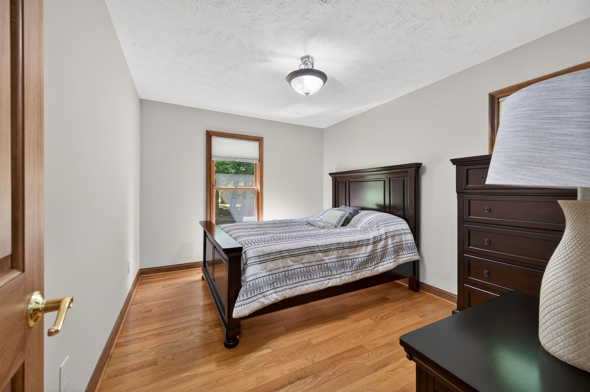 1354 Cascade Drive, Pembroke, VA 24136