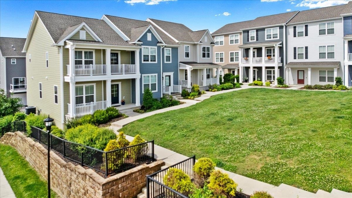 325 John Adams Drive, Christiansburg, VA 24073