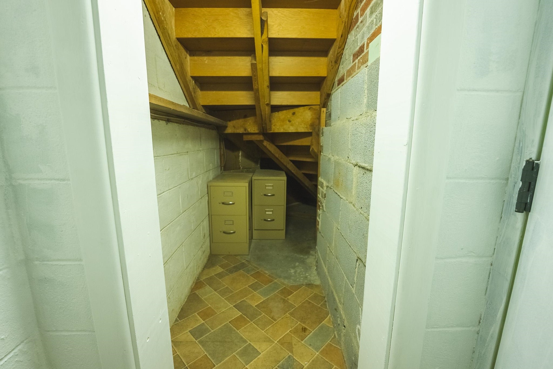 1200 Lakewood Drive, Blacksburg, VA 24060