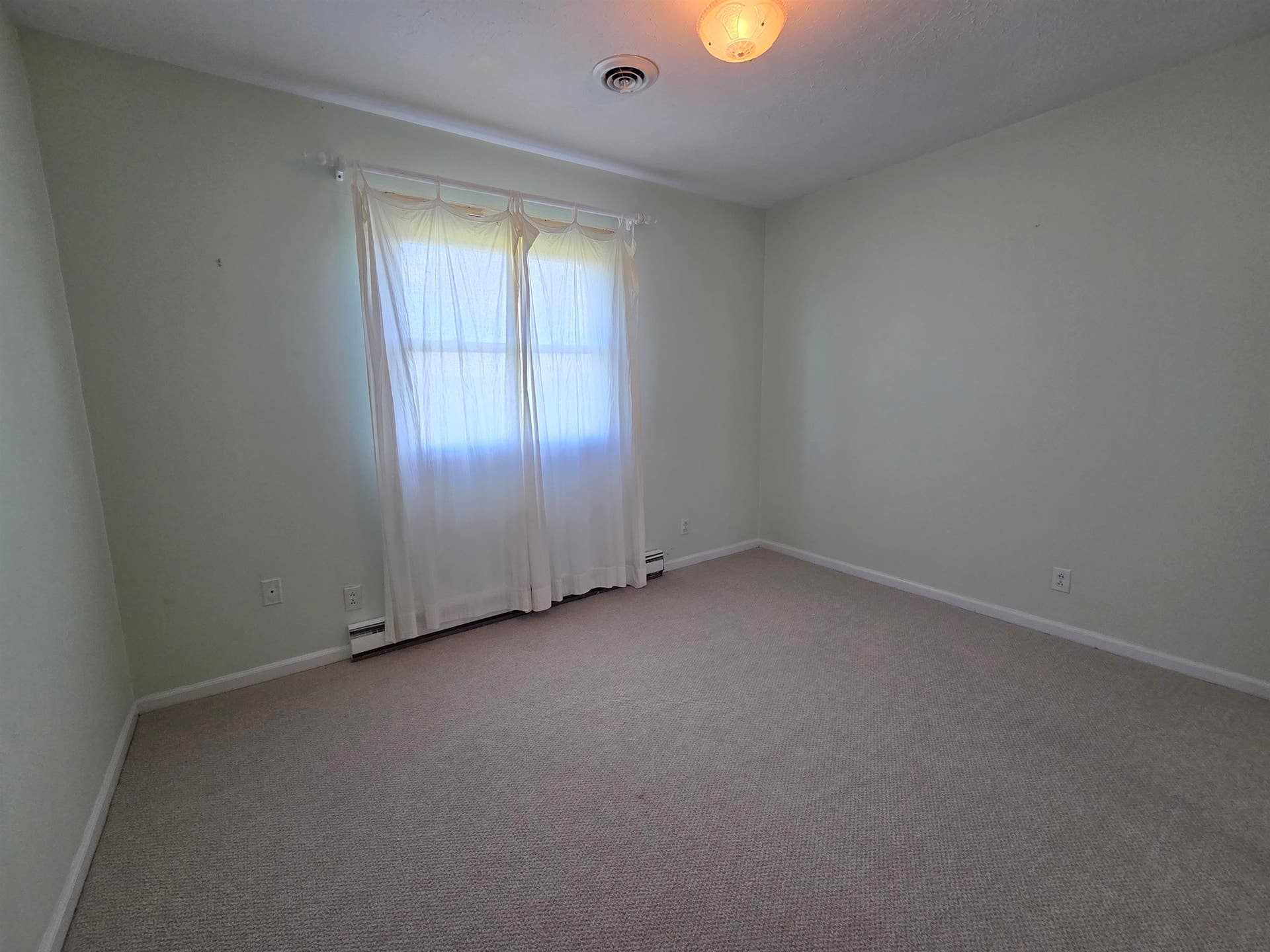 2059 Mud Pike Road, Christiansburg, VA 24073