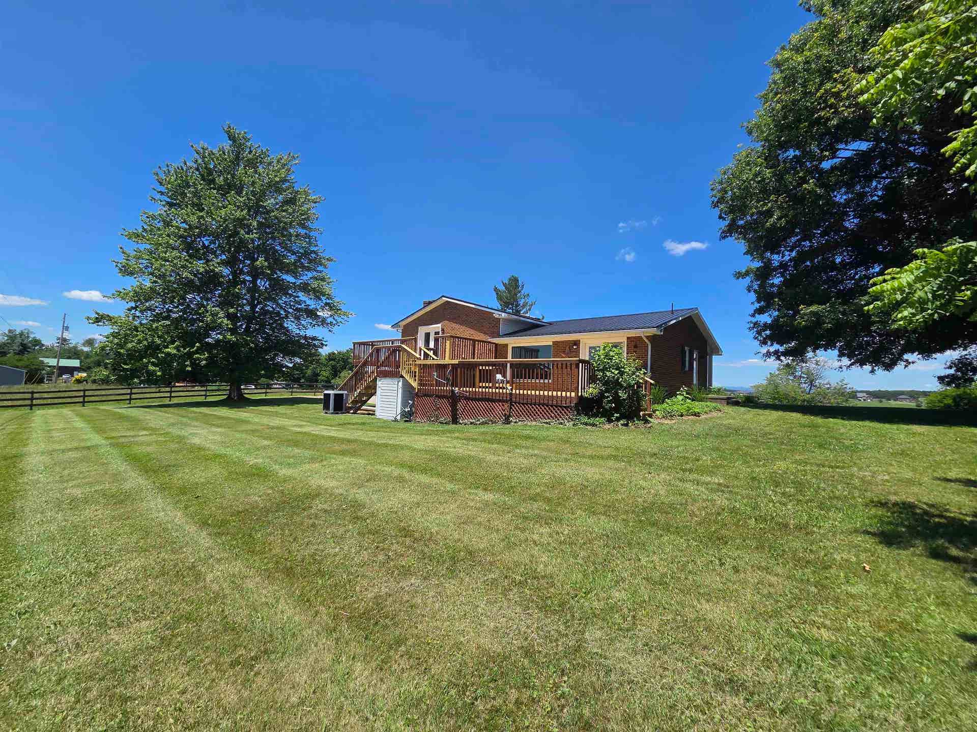 2059 Mud Pike Road, Christiansburg, VA 24073