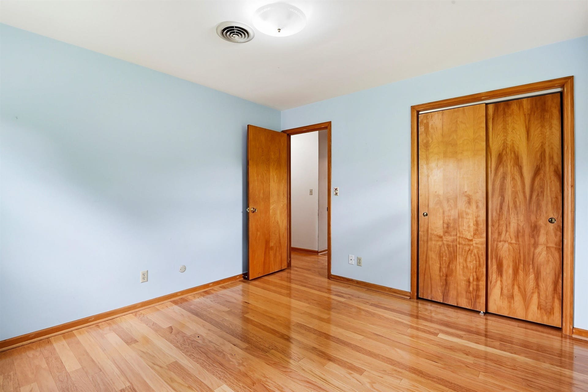 2001 9TH Street, Radford, VA 24141