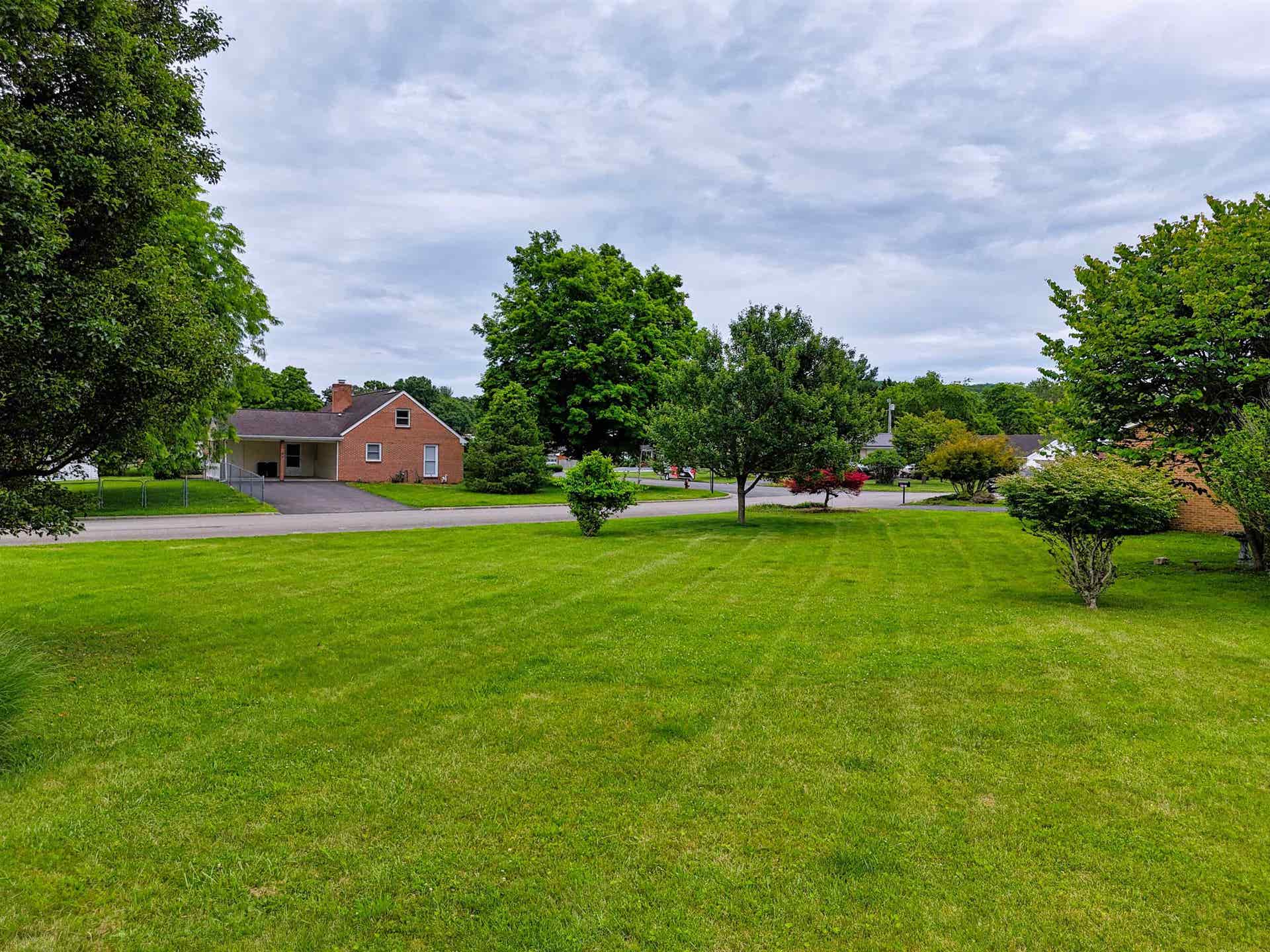 2001 9TH Street, Radford, VA 24141