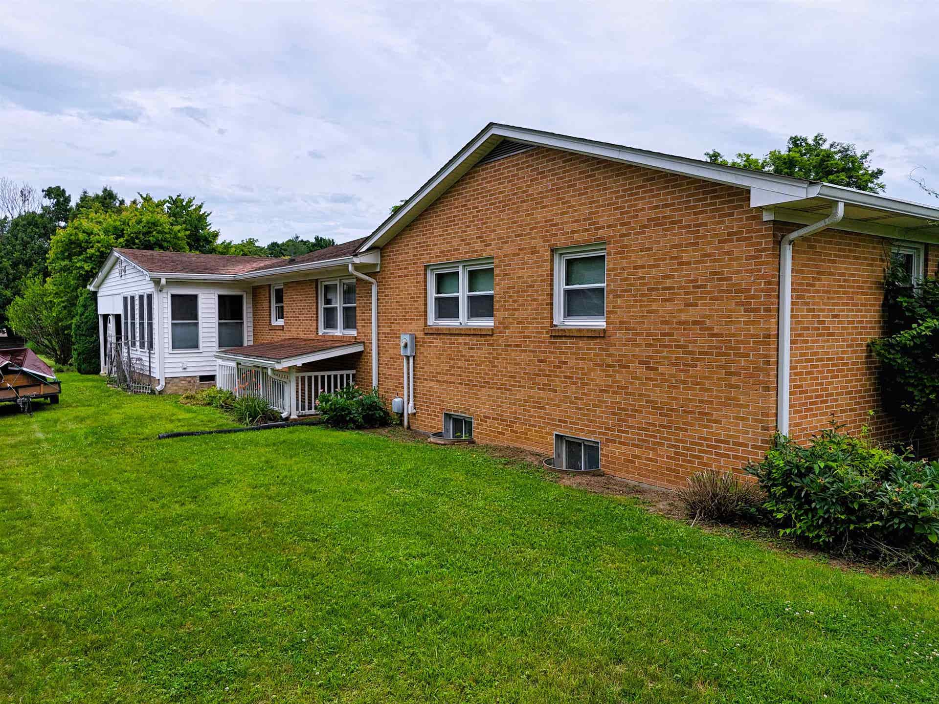 2001 9TH Street, Radford, VA 24141