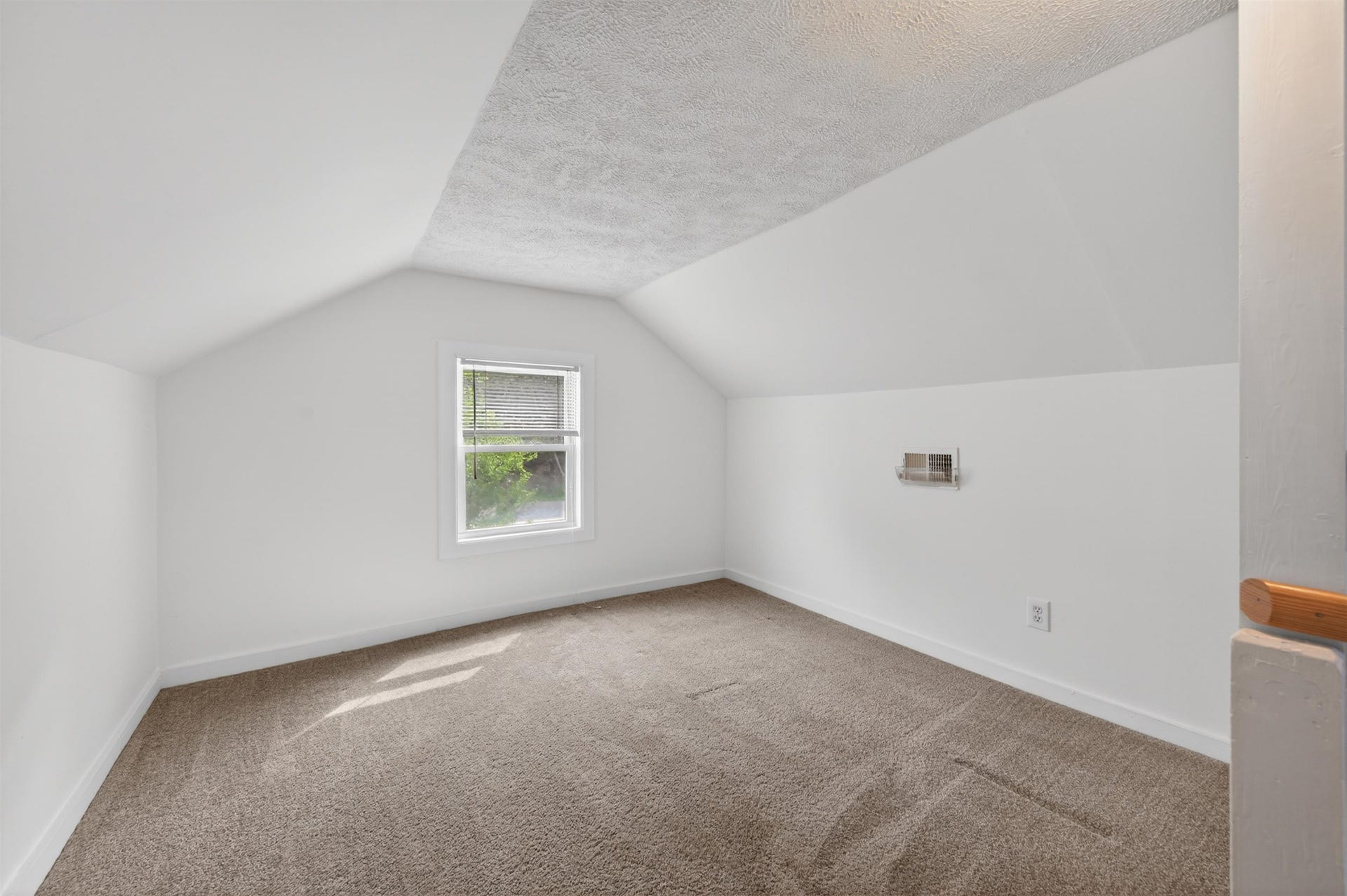124 Cowan Street, Radford, VA 24141