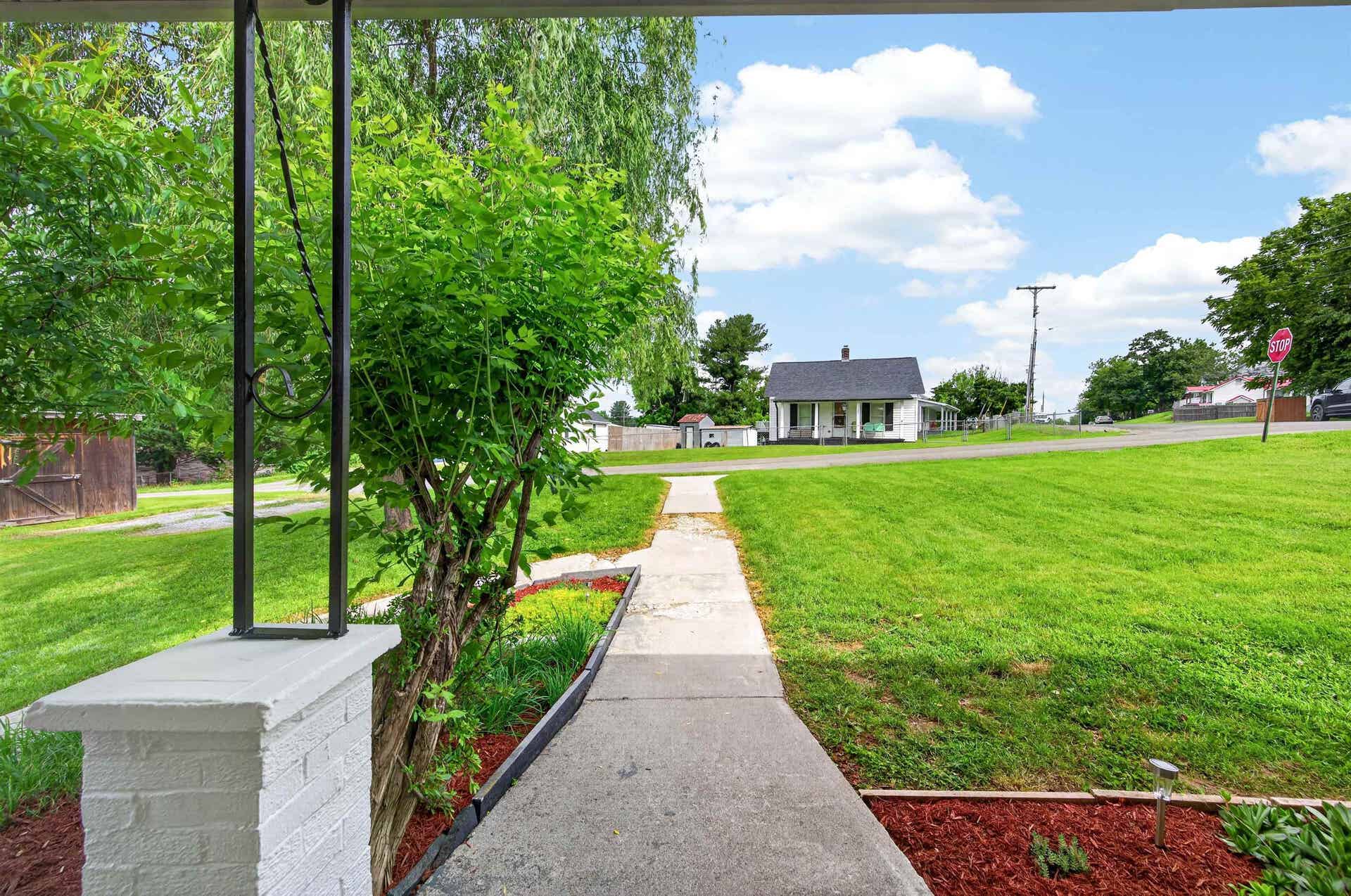 124 Cowan Street, Radford, VA 24141