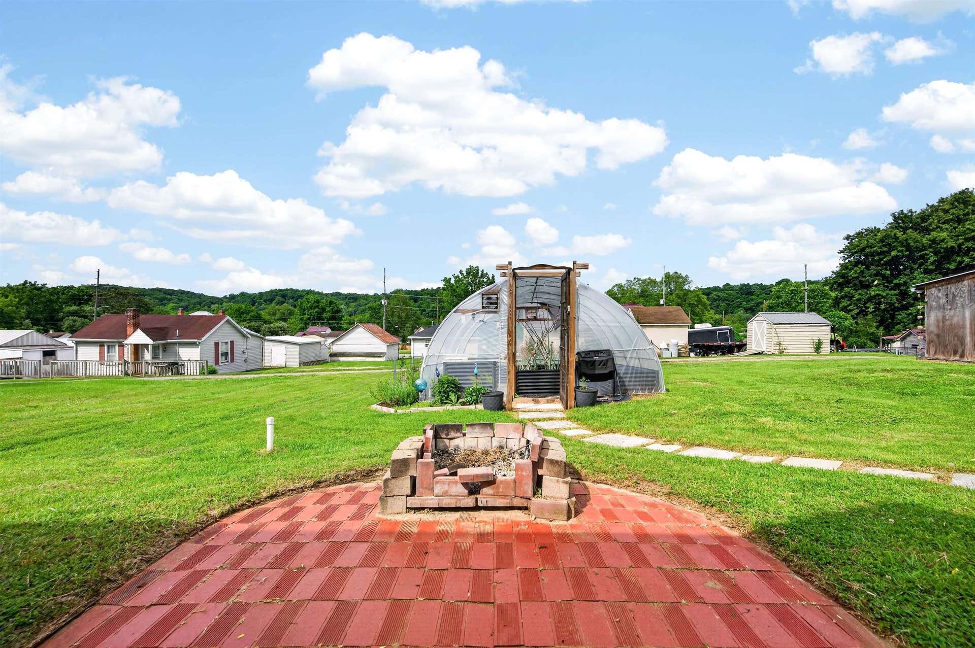 124 Cowan Street, Radford, VA 24141