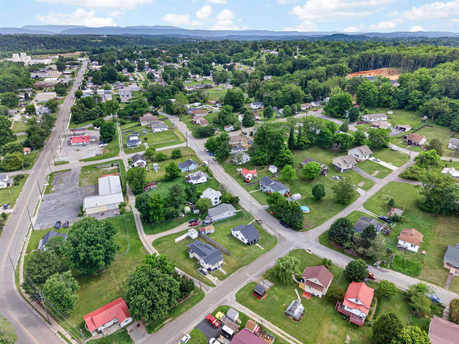 124 Cowan Street, Radford, VA 24141