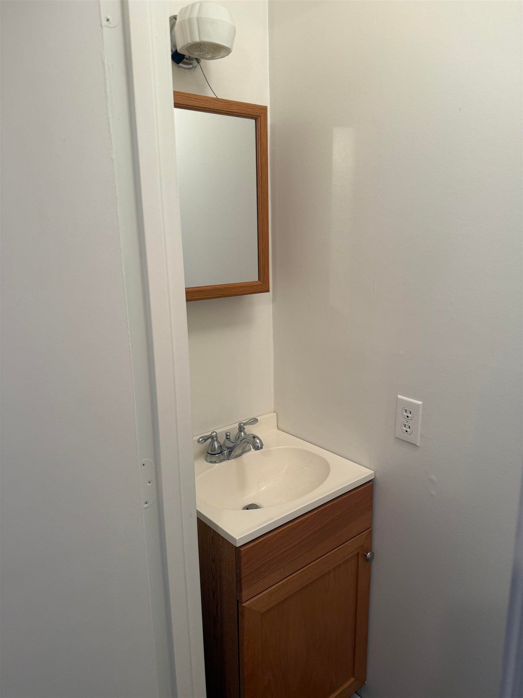 1610 Mudpike Road, Christiansburg, VA 24073