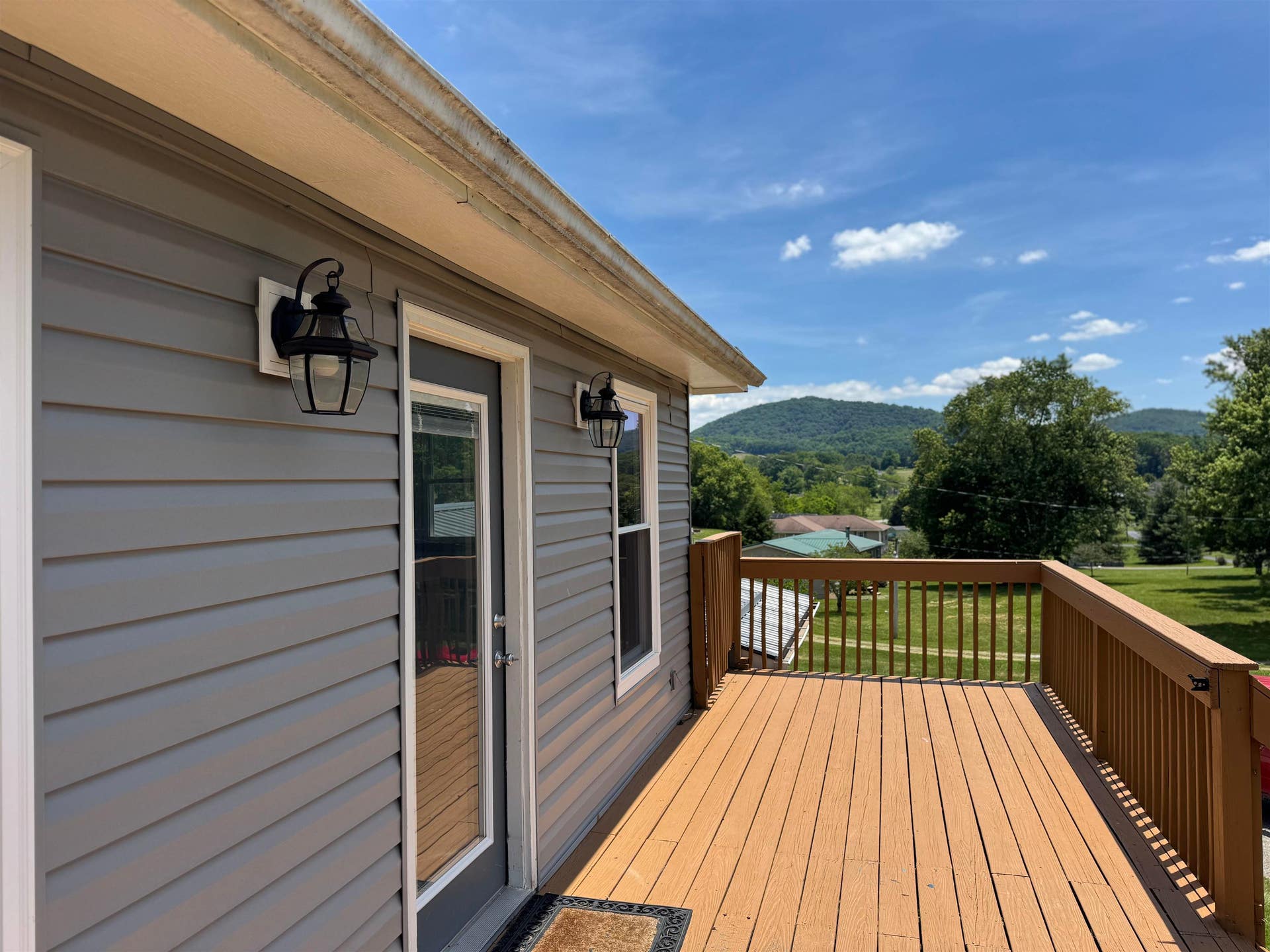 4424 Bluegrass Road, Christiansburg, VA 24073