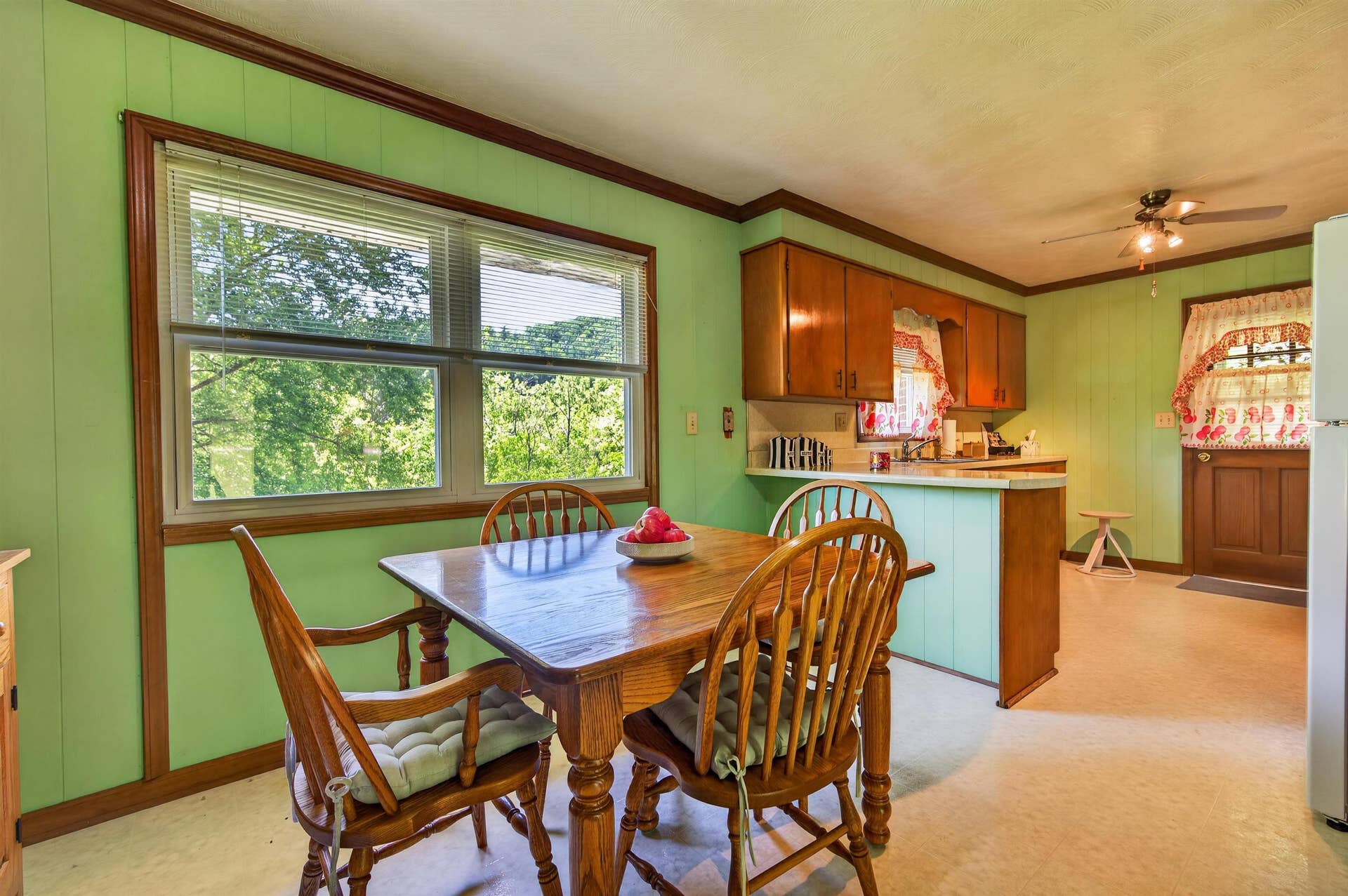 1761 North Fork Road, Christiansburg, VA 24073