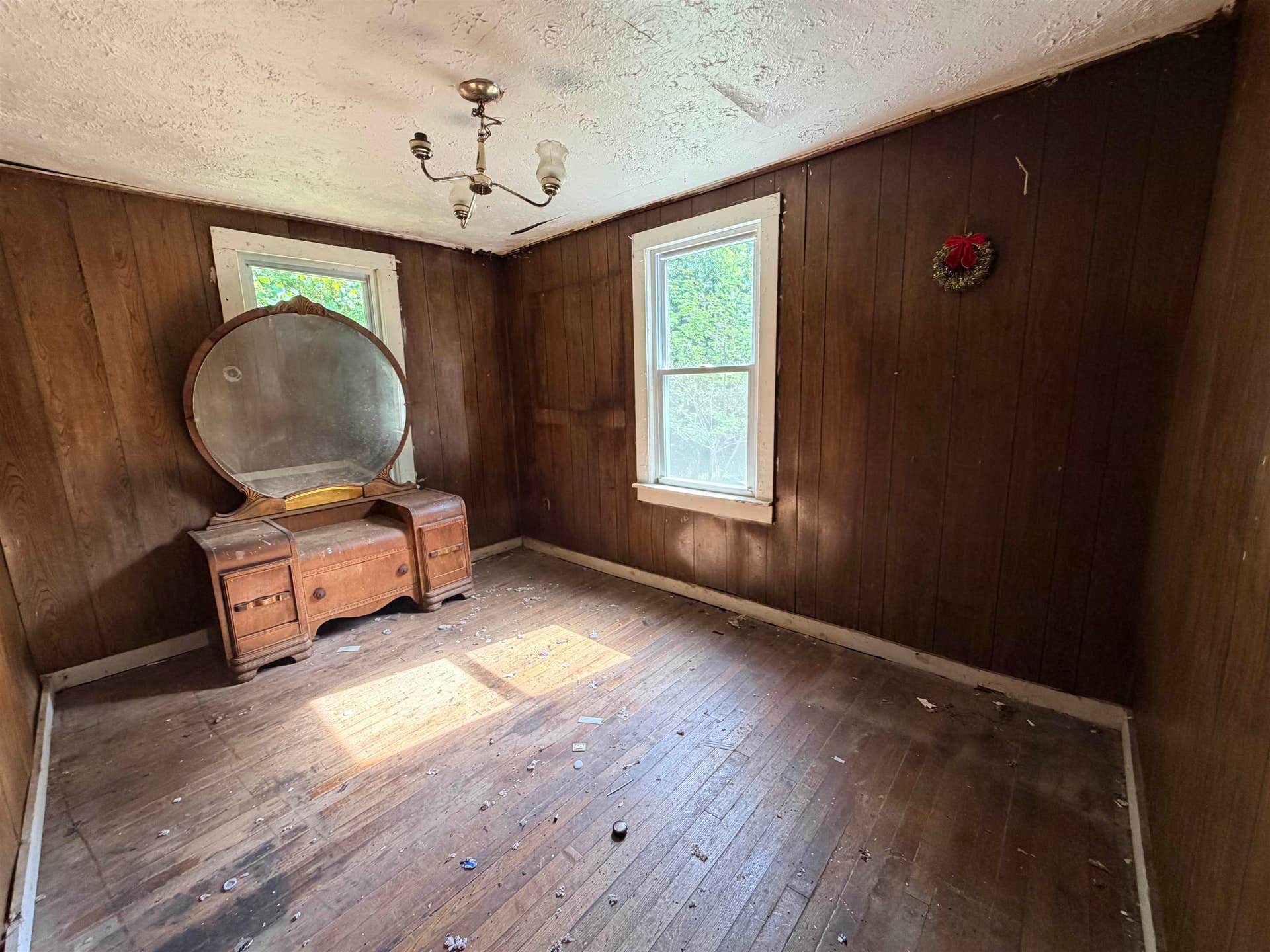 227 & 229 SUNNY RIDGE Road, Pearisburg, VA 24134