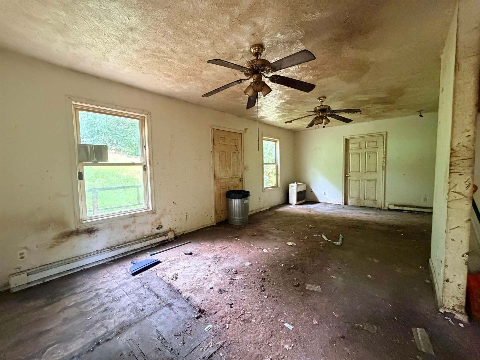 227 & 229 SUNNY RIDGE Road, Pearisburg, VA 24134