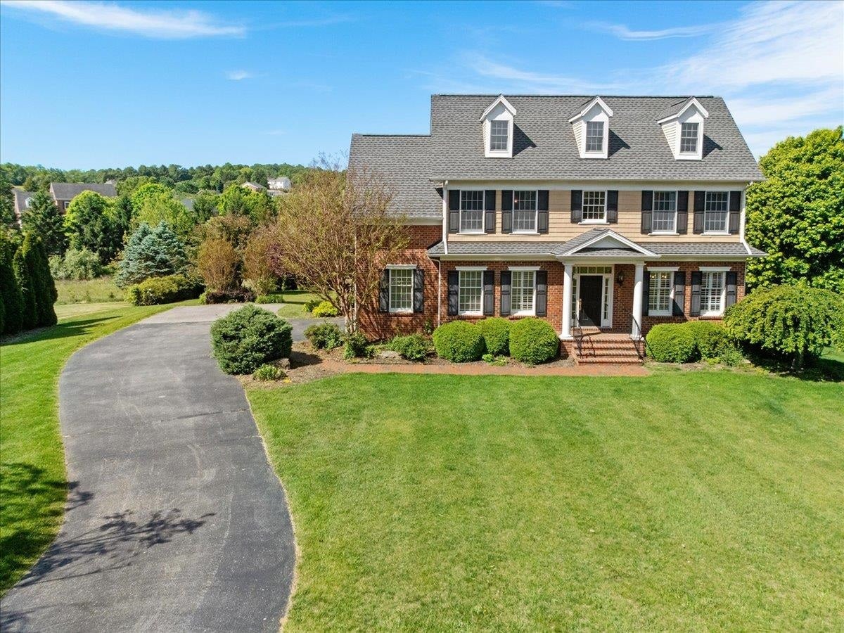 2213 Birch Leaf Lane, Blacksburg, VA 24060