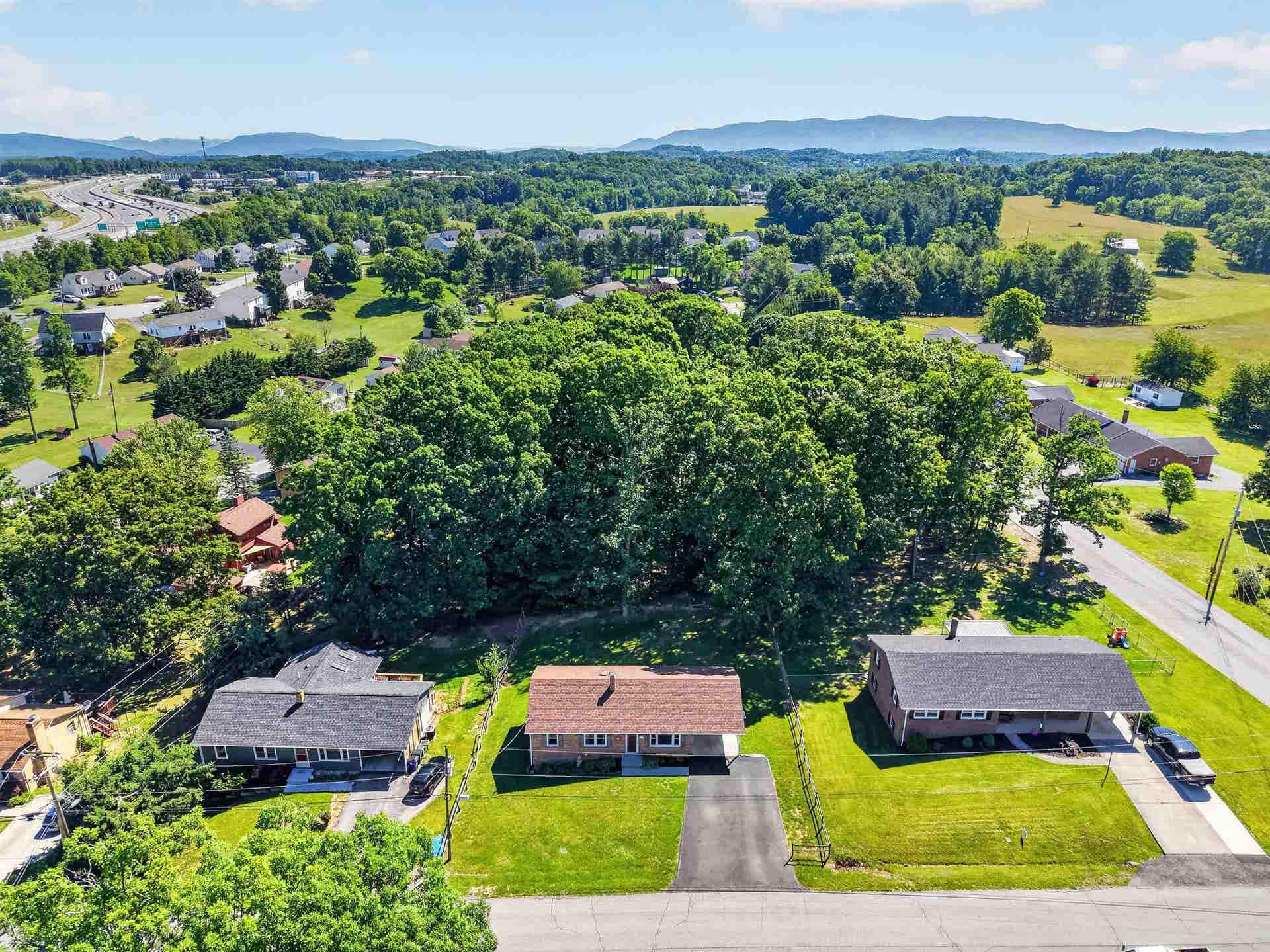 660 McDaniel Drive, Christiansburg, VA 24073