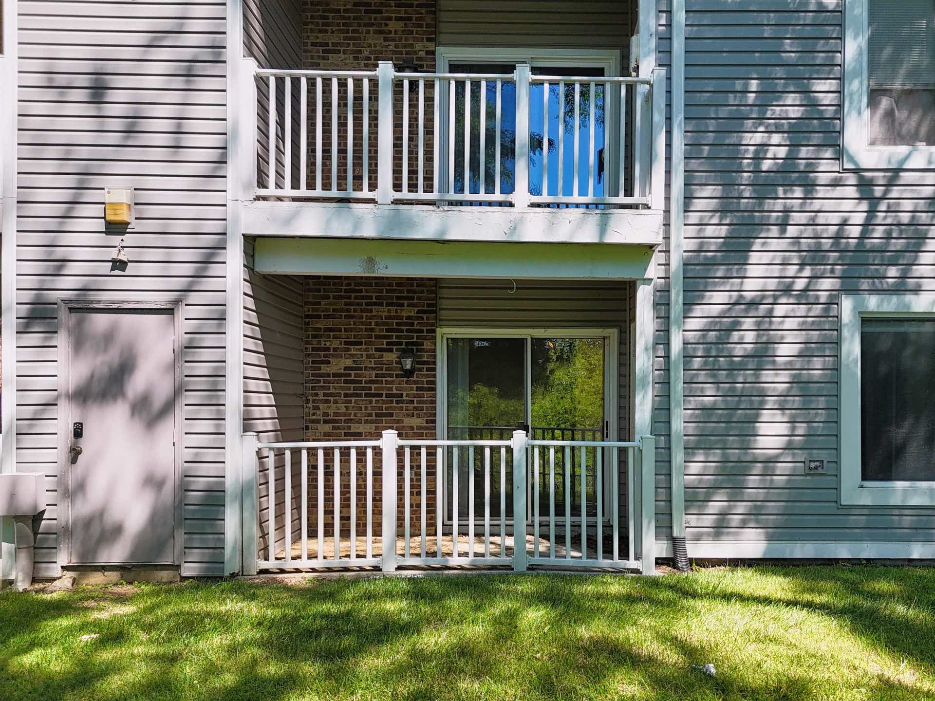 1210 UNIVERSITY Terrace, Blacksburg, VA 24060