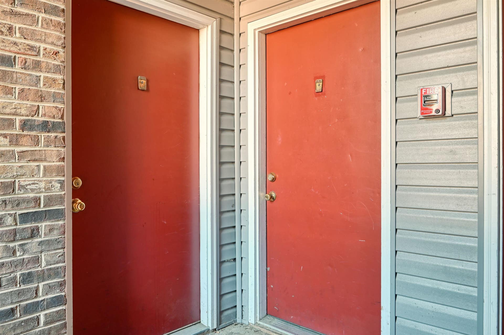 1210 UNIVERSITY Terrace, Blacksburg, VA 24060