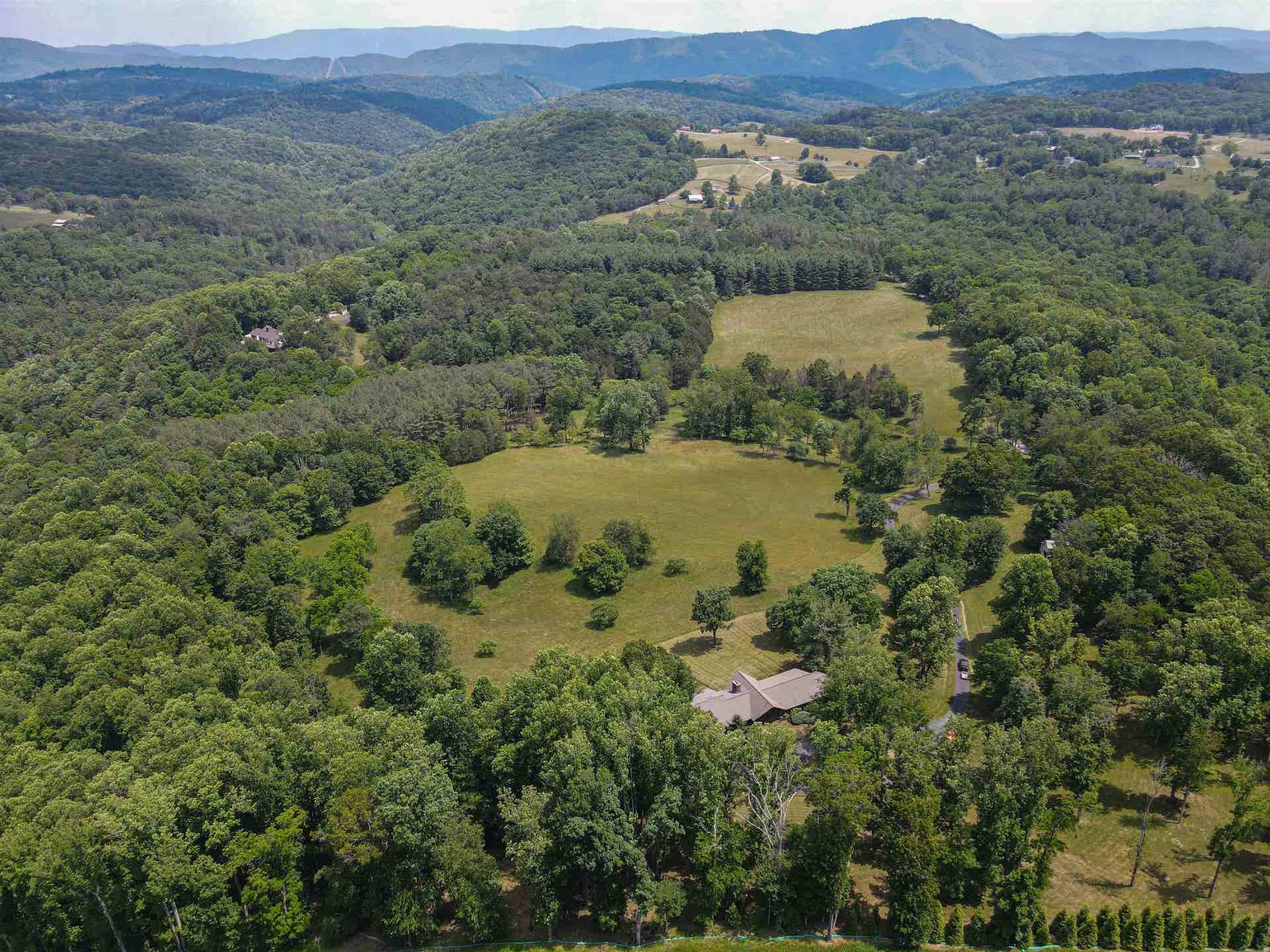 2628 Mt Tabor Road, Blacksburg, VA 24060