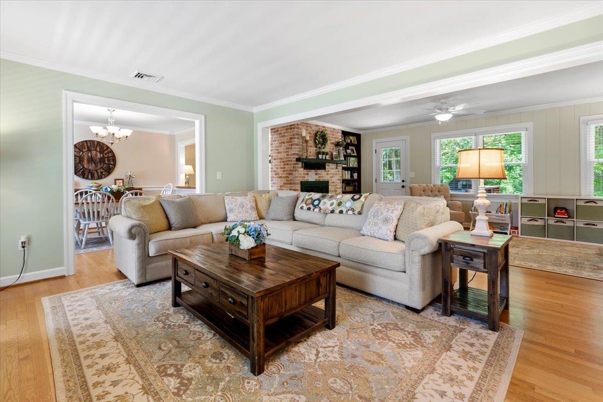 609 Landsdowne Drive, Blacksburg, VA 24060