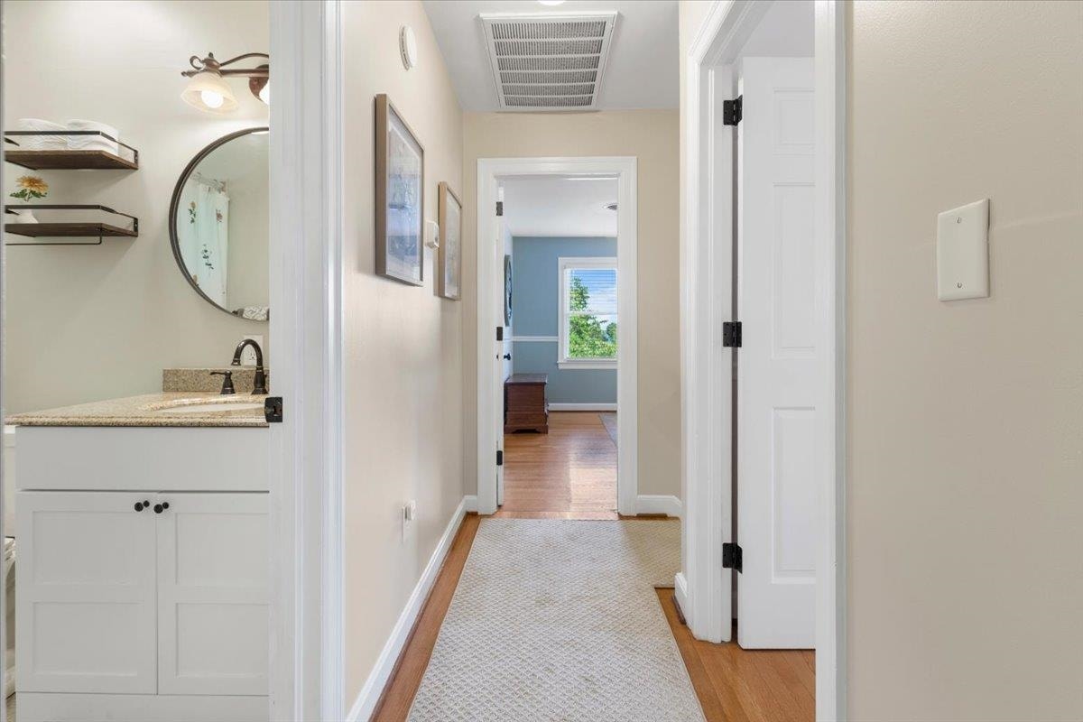 609 Landsdowne Drive, Blacksburg, VA 24060