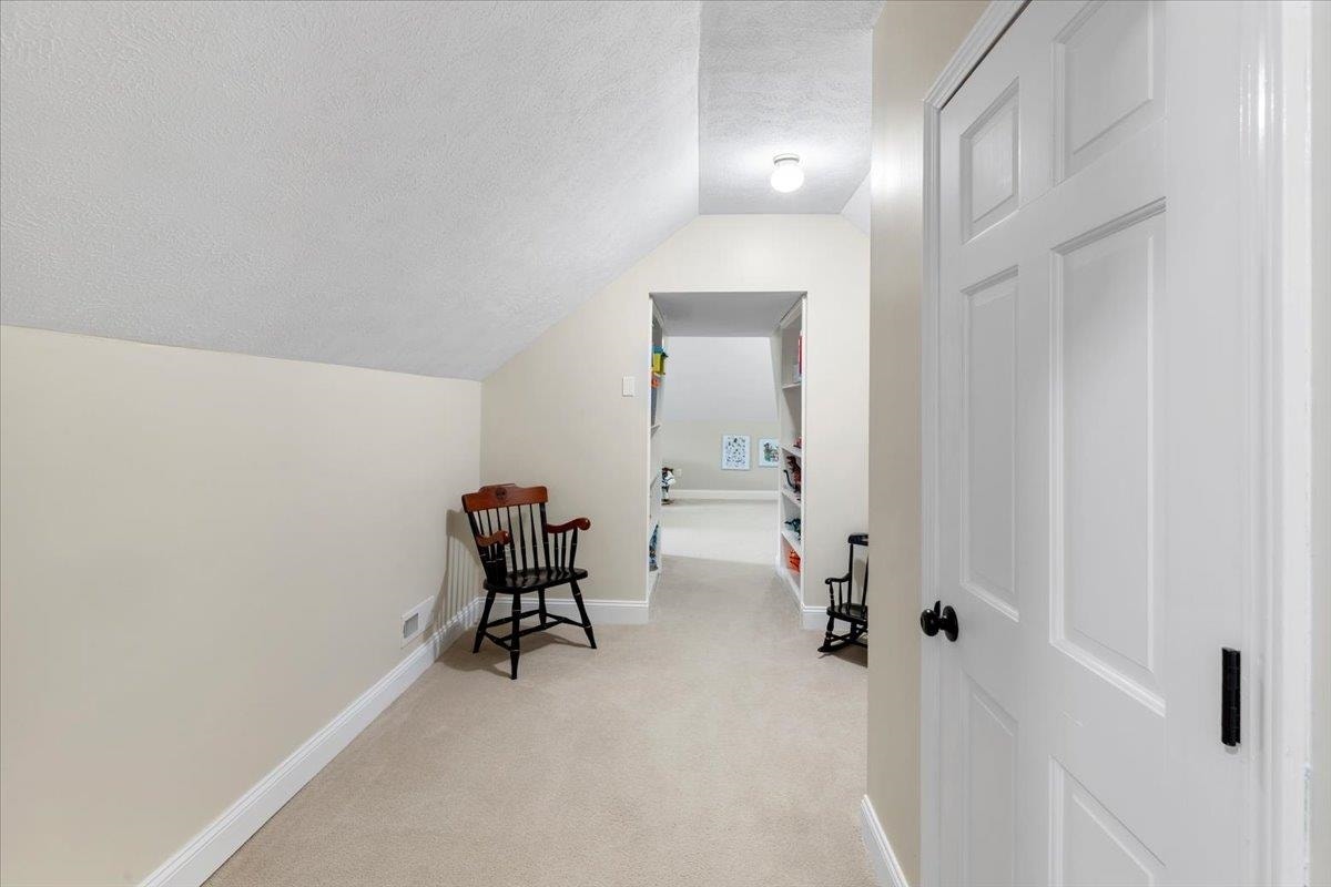 609 Landsdowne Drive, Blacksburg, VA 24060