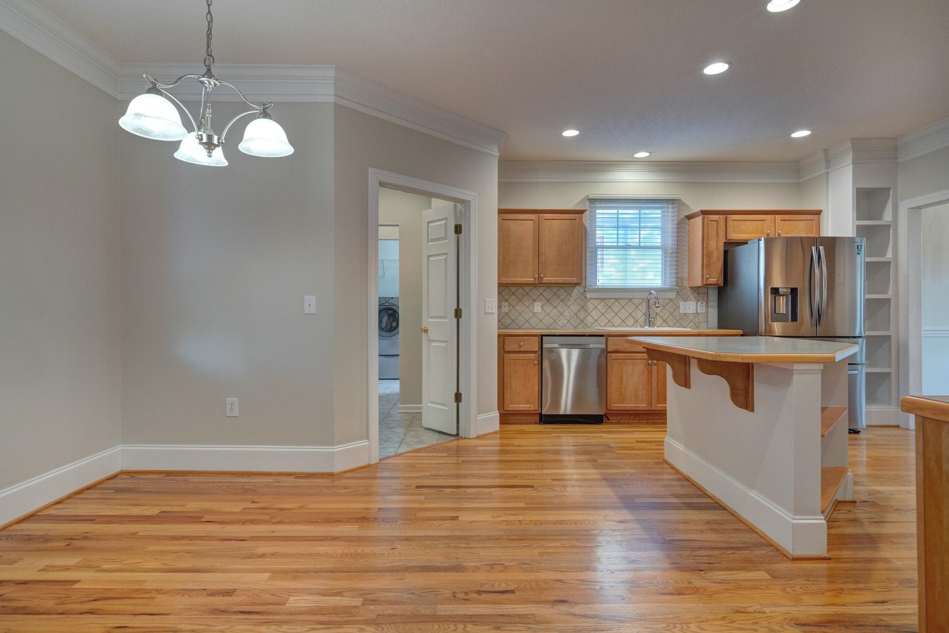 811 Village Way, Blacksburg, VA 24060
